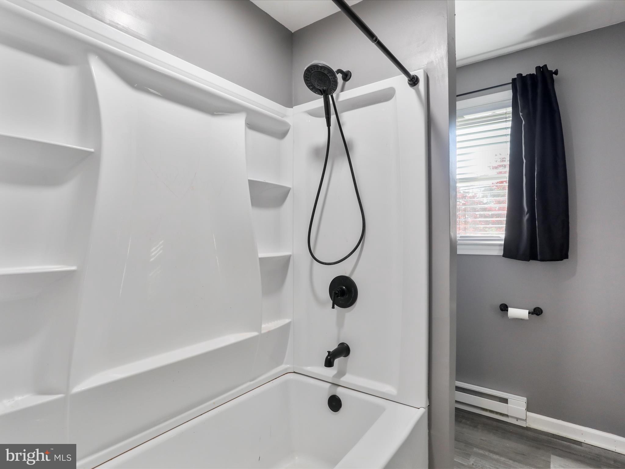 BAKER HEIGHTS - Residential