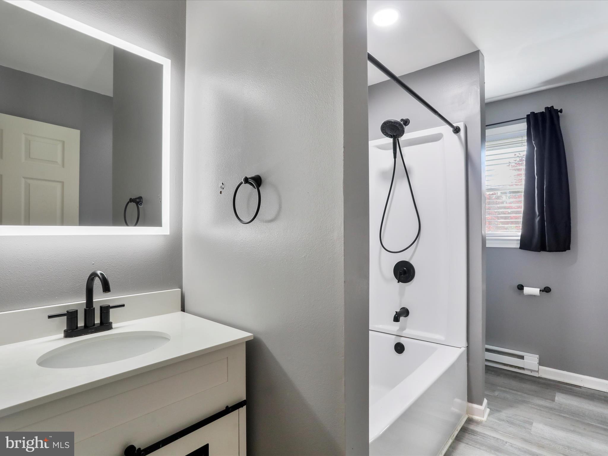 BAKER HEIGHTS - Residential