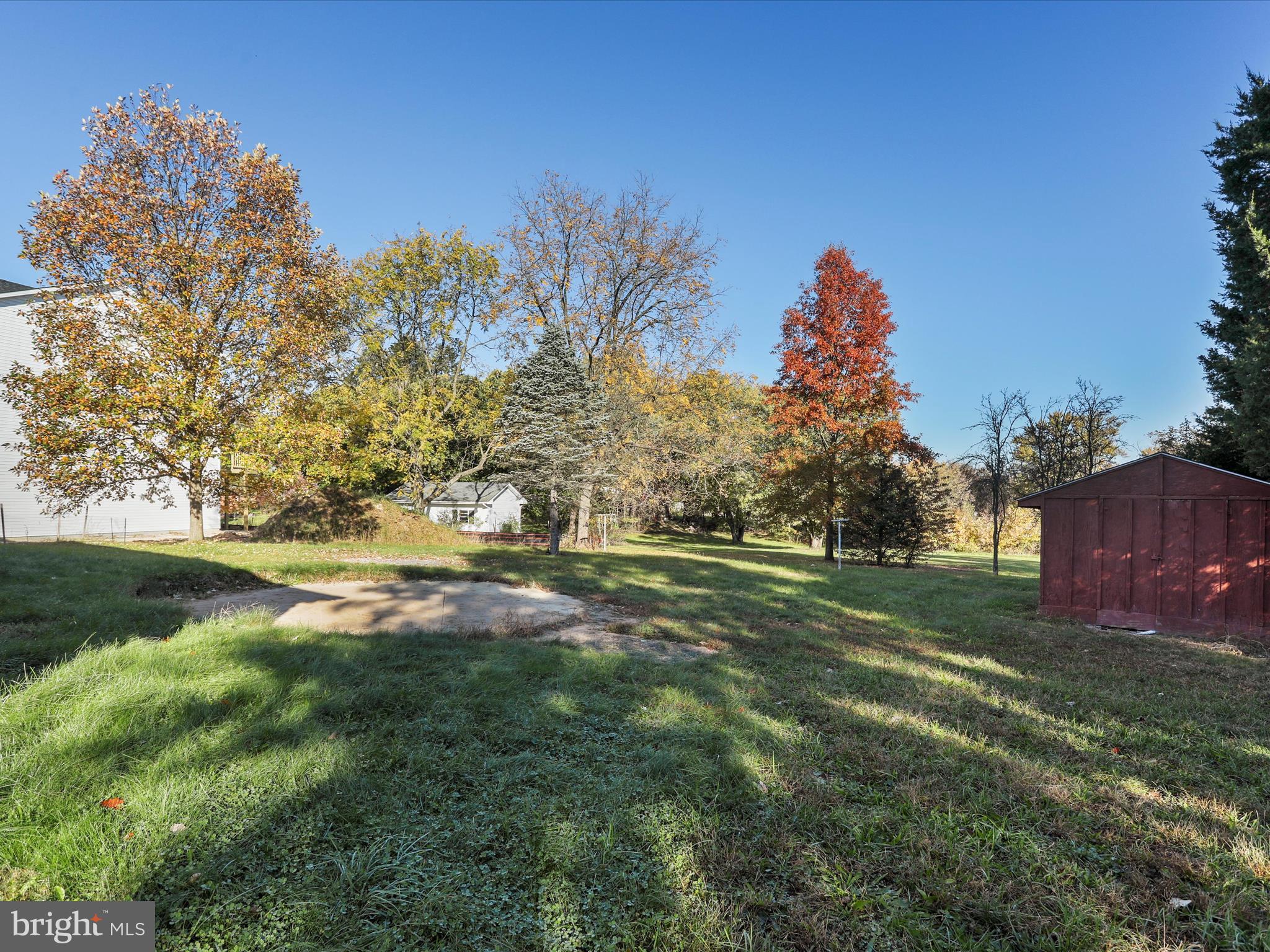 BAKER HEIGHTS - Residential