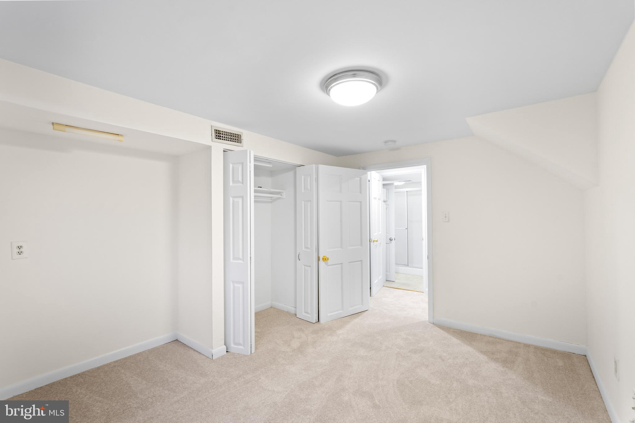 SPRINGFIELD - Residential