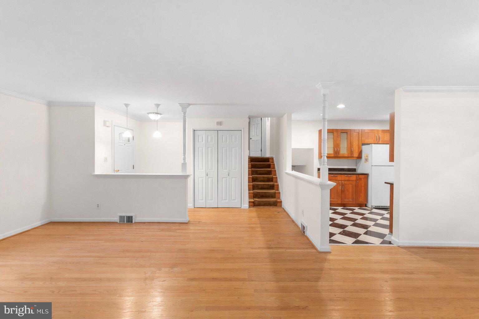 SPRINGFIELD - Residential