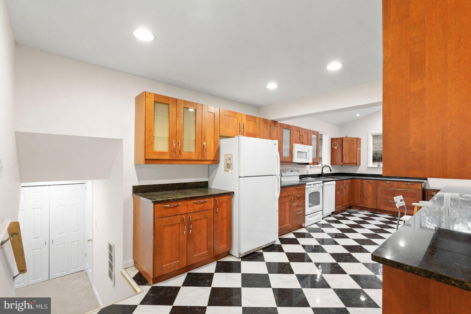 SPRINGFIELD - Residential