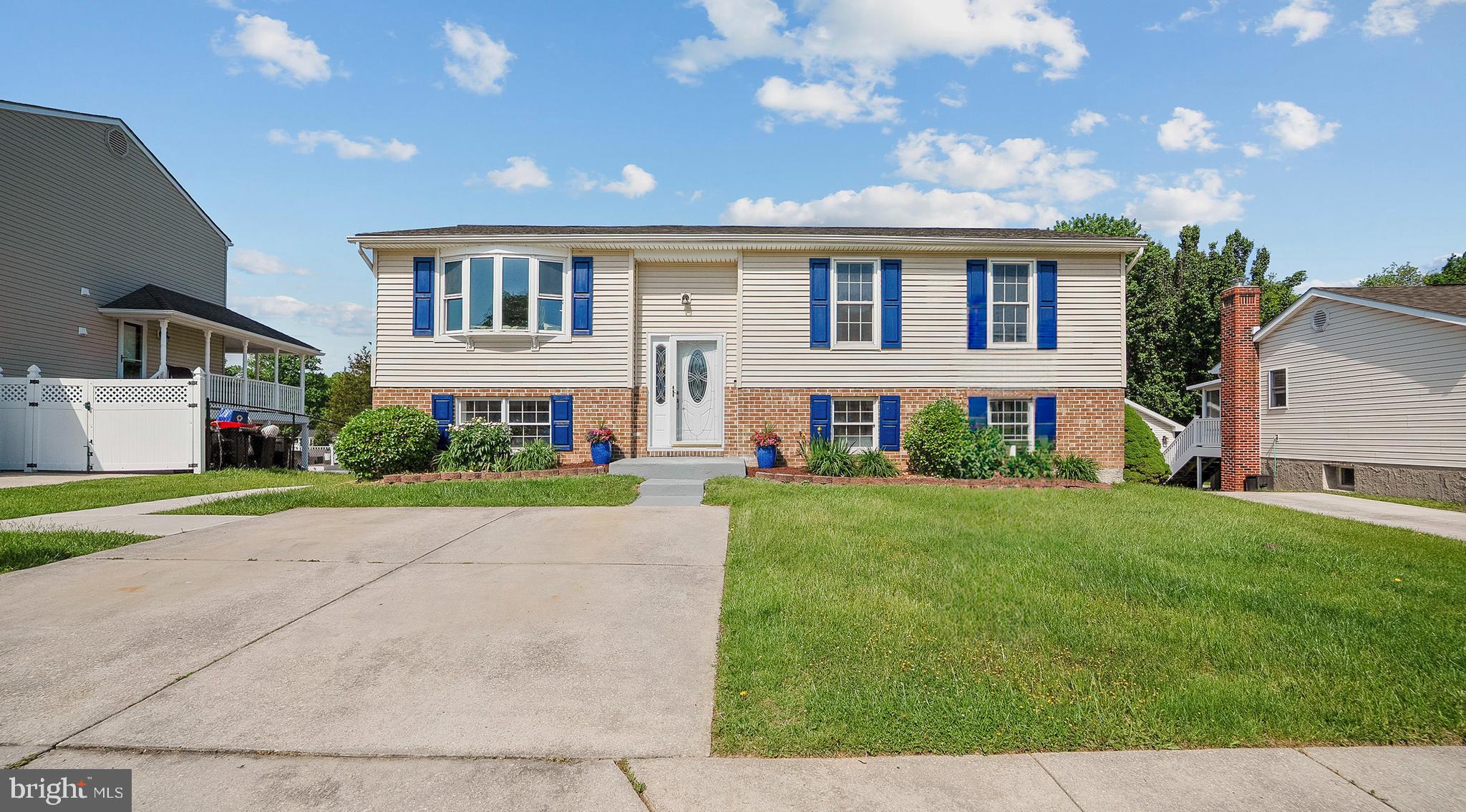 12122 BUTTONWOOD LANE