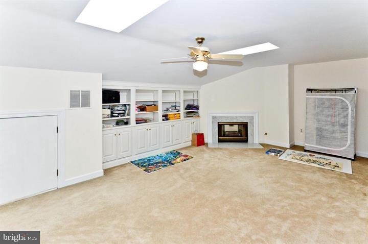 HAMPTON HILLS - Residential Lease