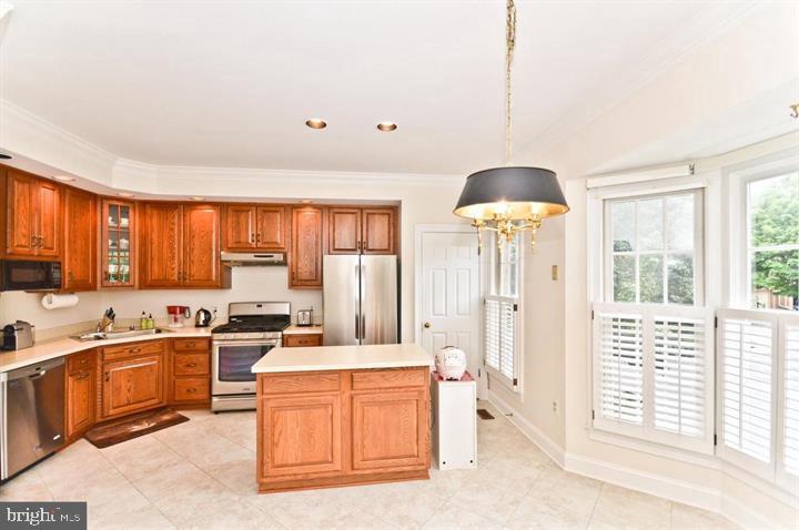 HAMPTON HILLS - Residential Lease