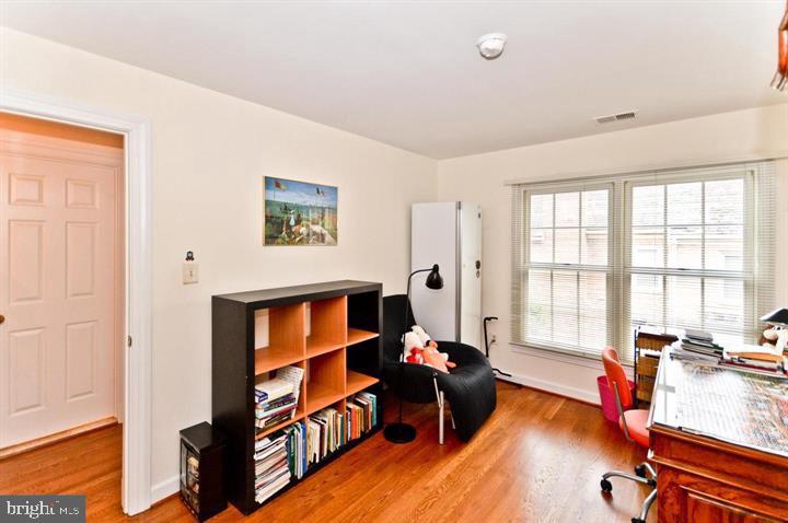 HAMPTON HILLS - Residential Lease