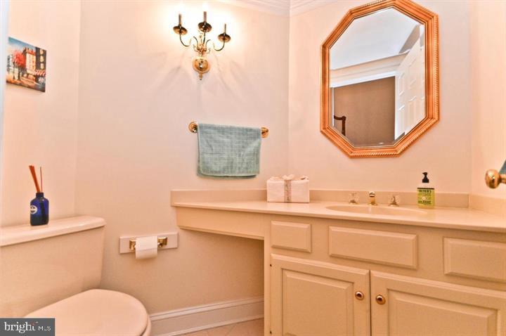 HAMPTON HILLS - Residential Lease