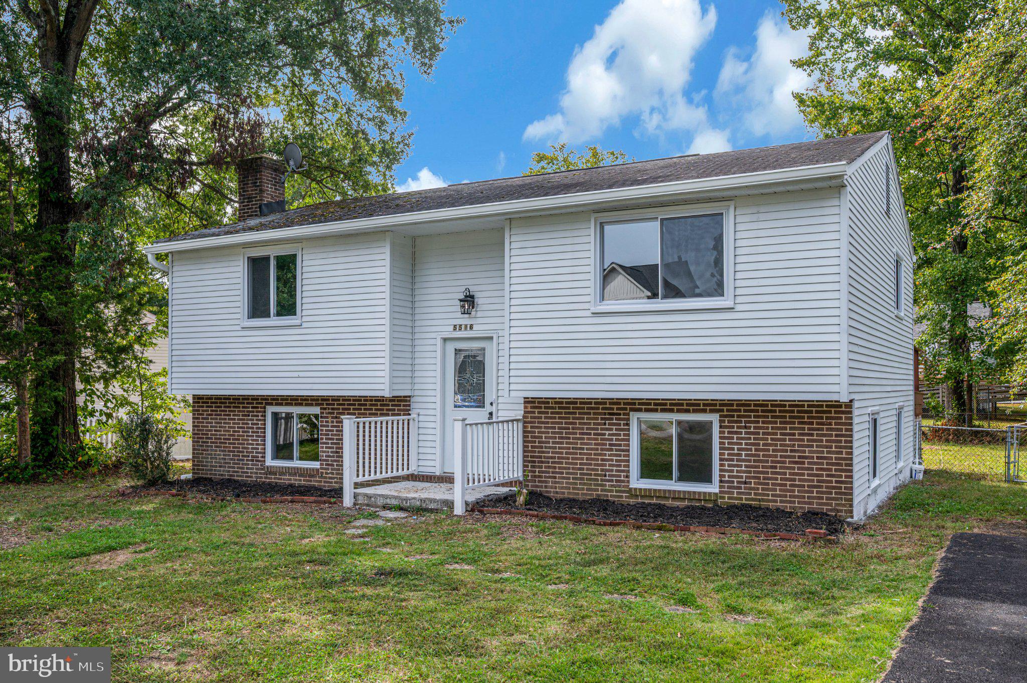 5516 PETERS LANE