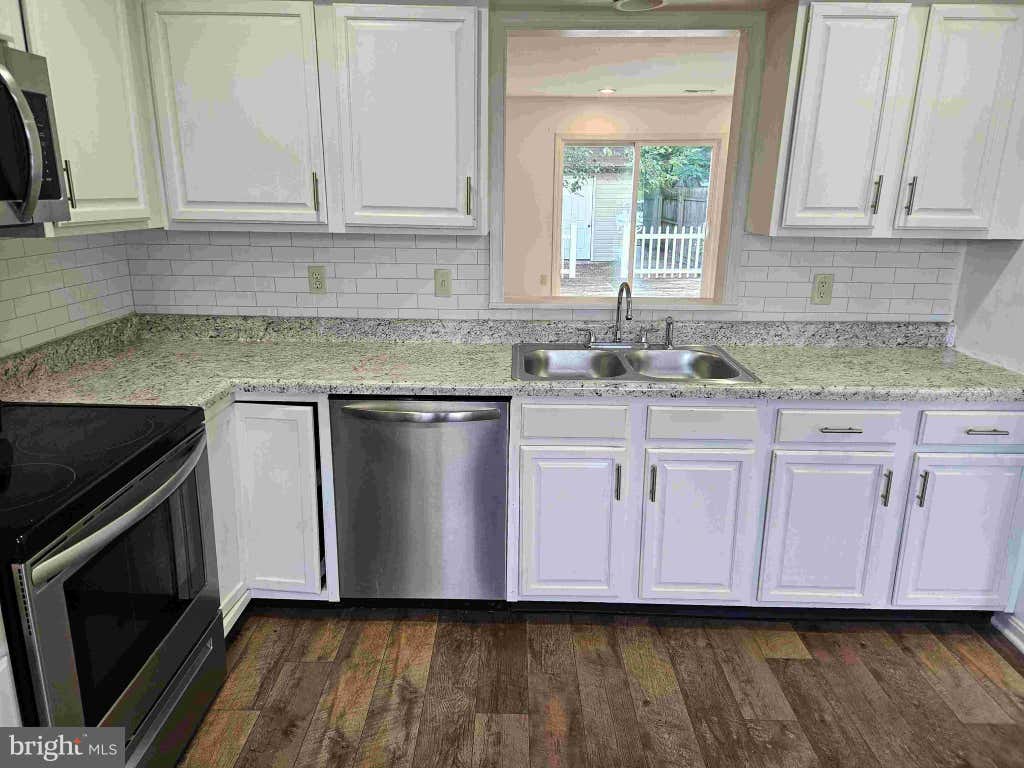 Photo of 308 Twigg Drive, MARTINSBURG, WV 25404 (MLS # WVBE2054042)