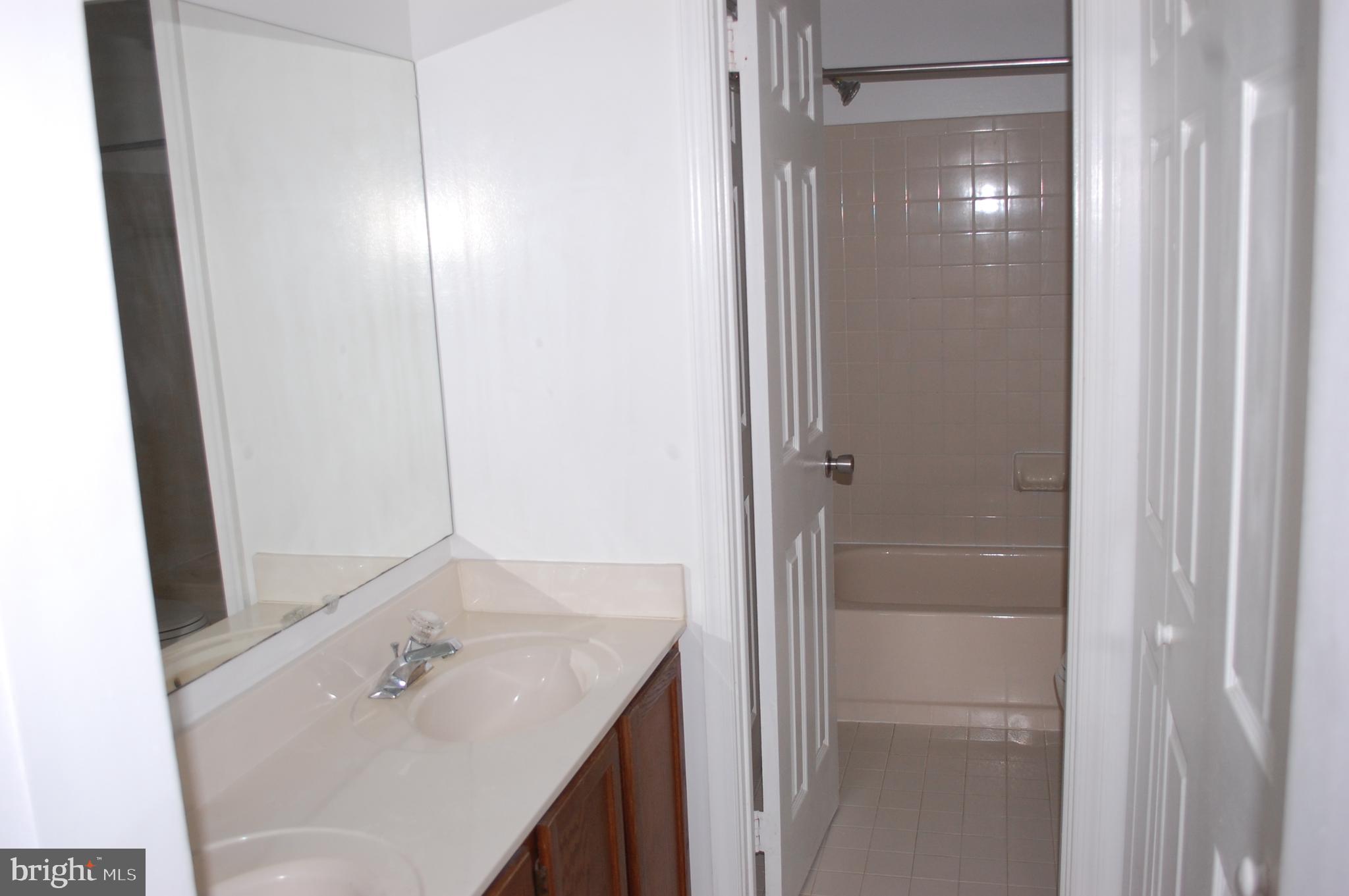 WESTRIDGE - Residential Lease