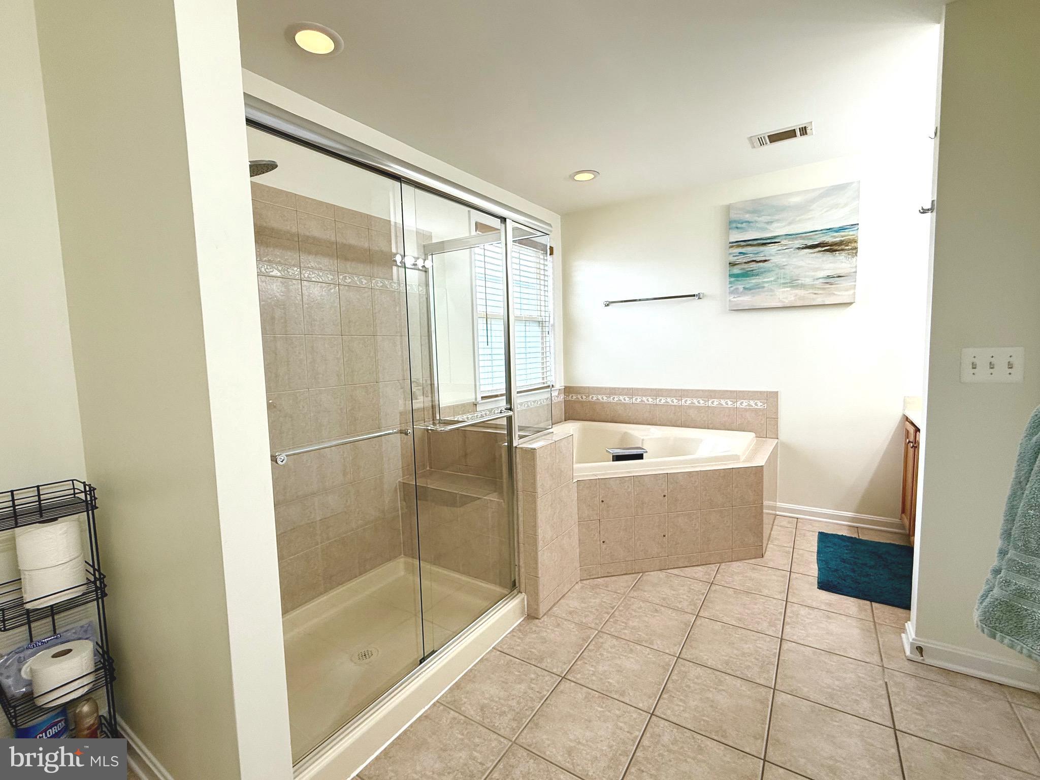 CLOVER RIDGE - Residential