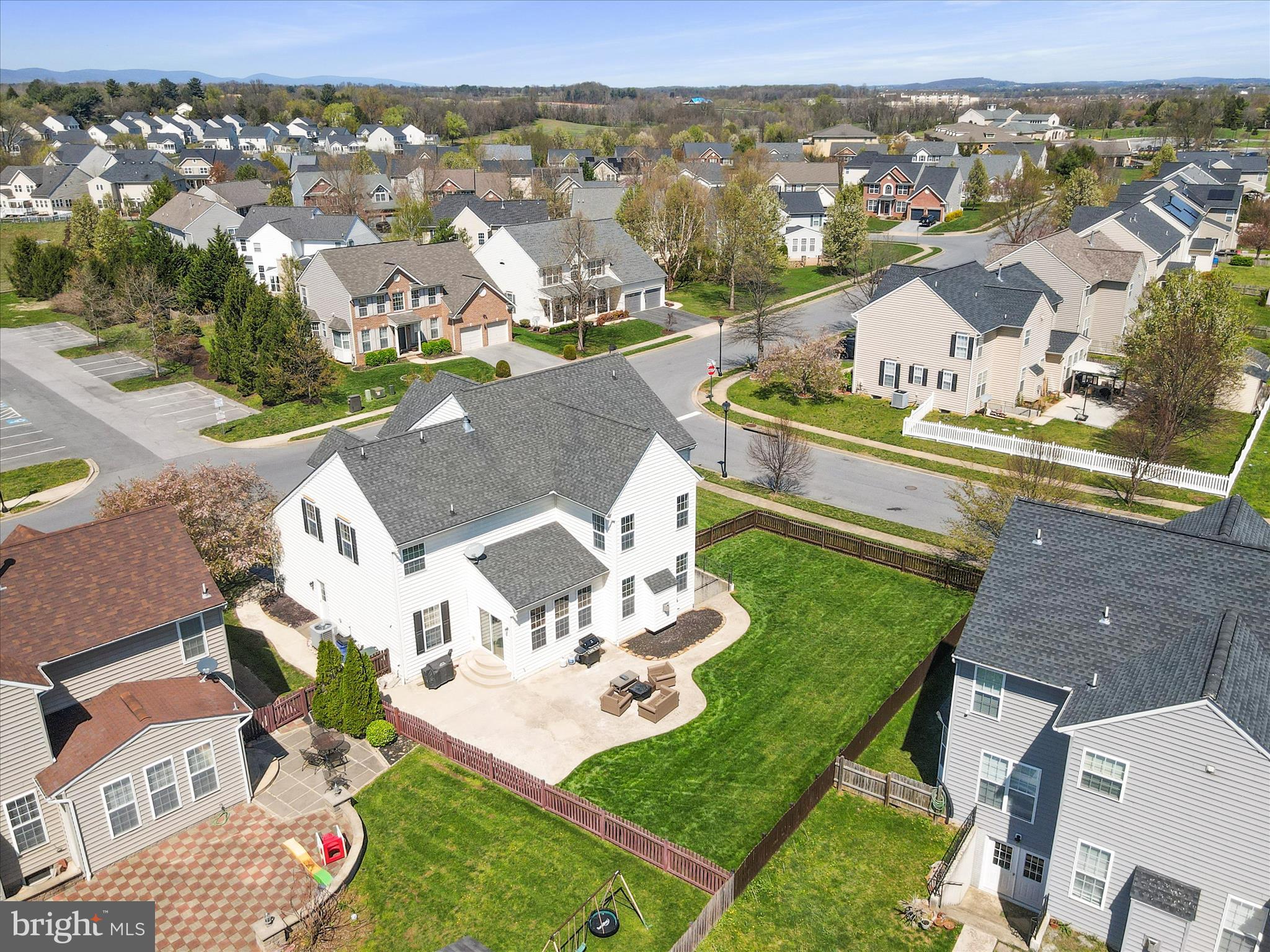 CLOVER RIDGE - Residential