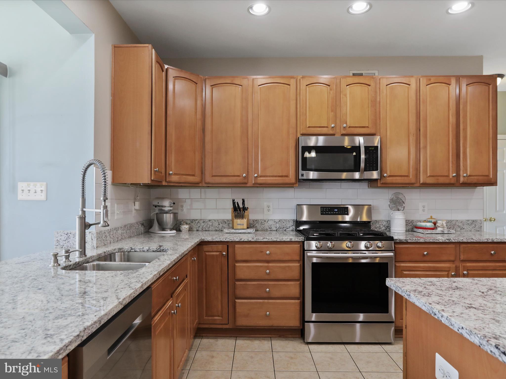 CLOVER RIDGE - Residential