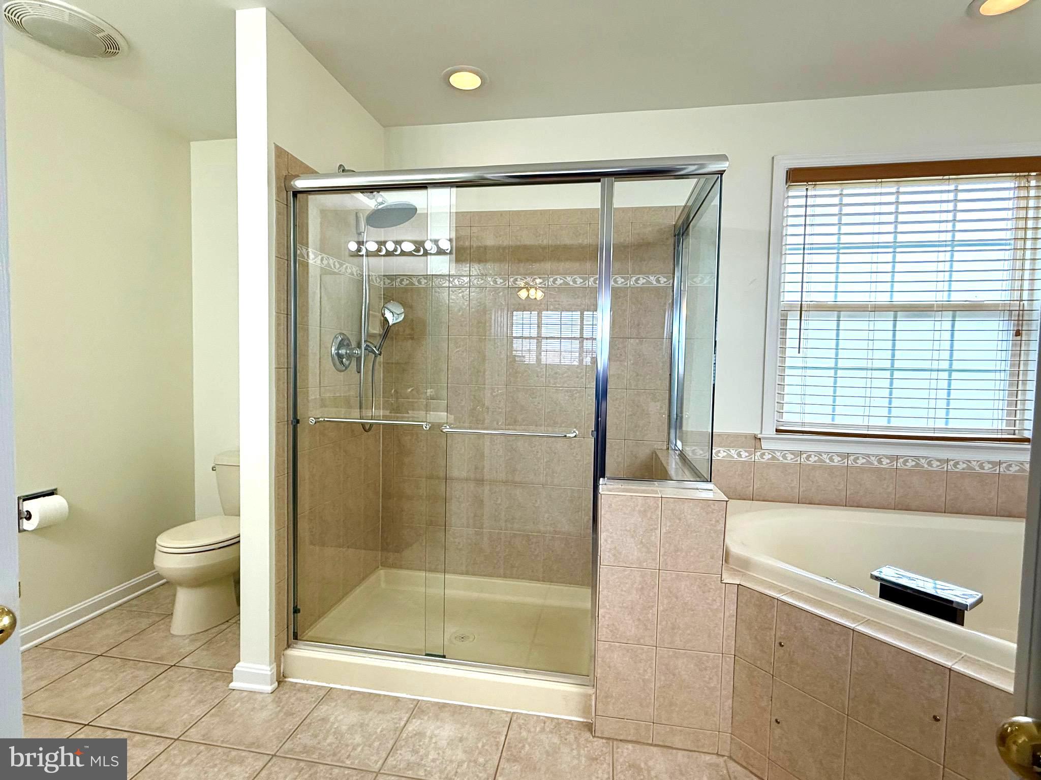 CLOVER RIDGE - Residential