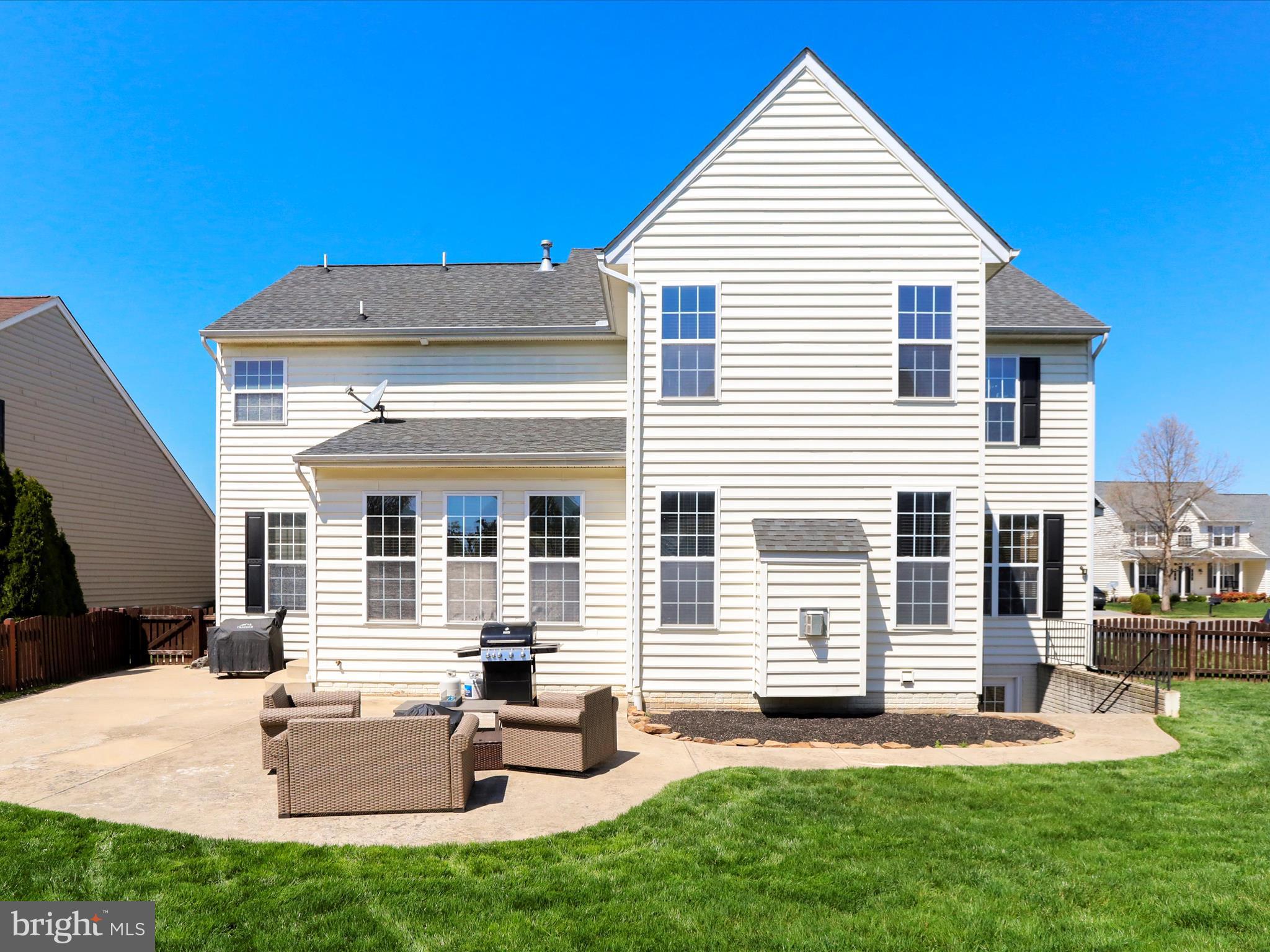 CLOVER RIDGE - Residential