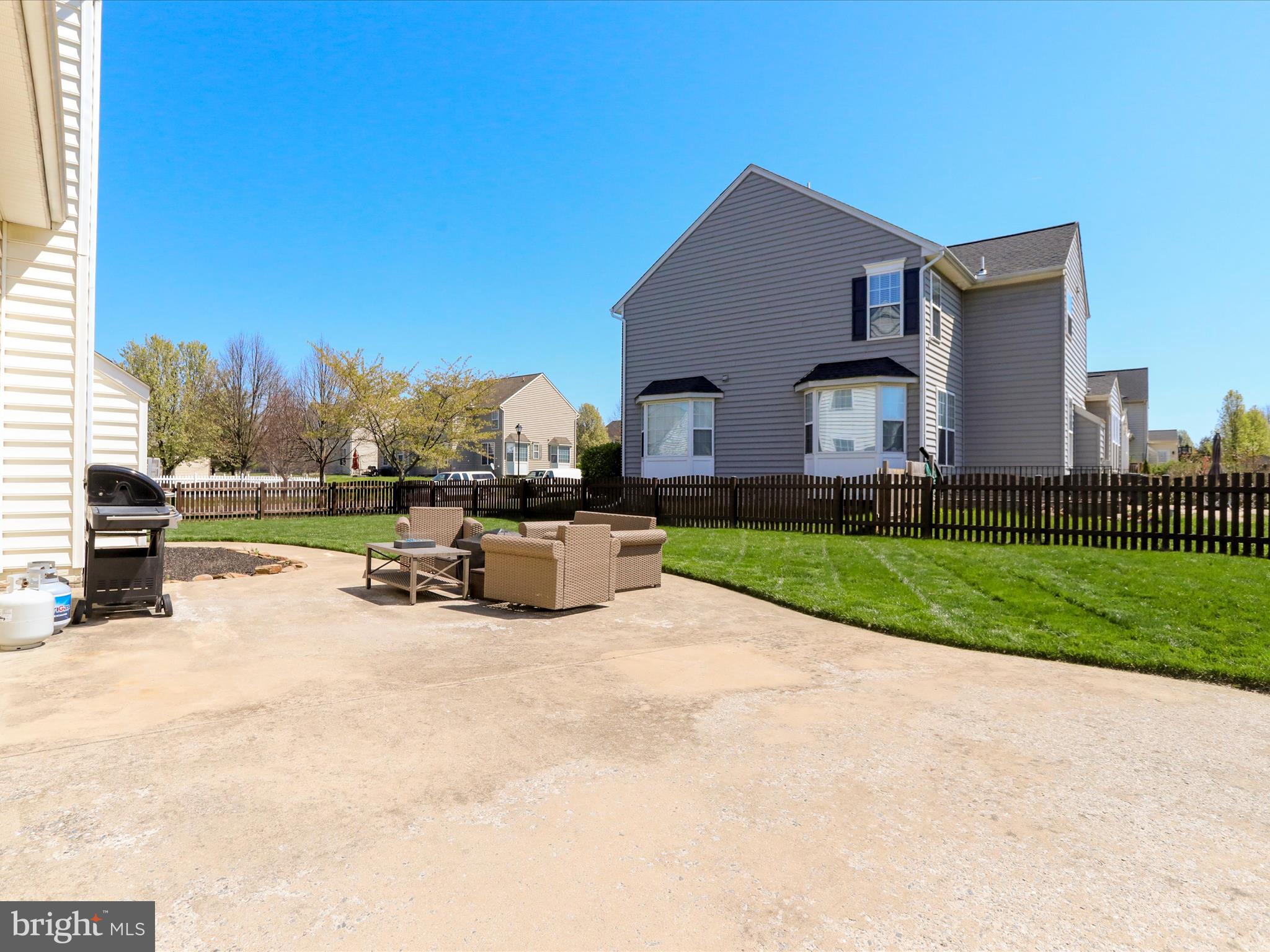 CLOVER RIDGE - Residential