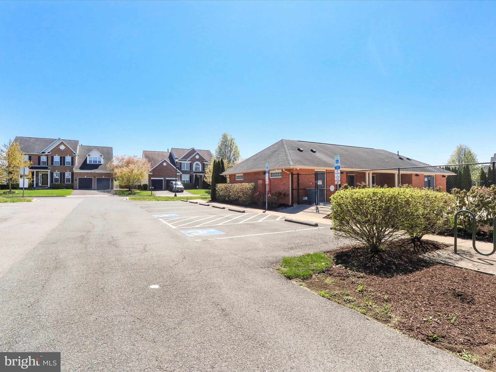 CLOVER RIDGE - Residential