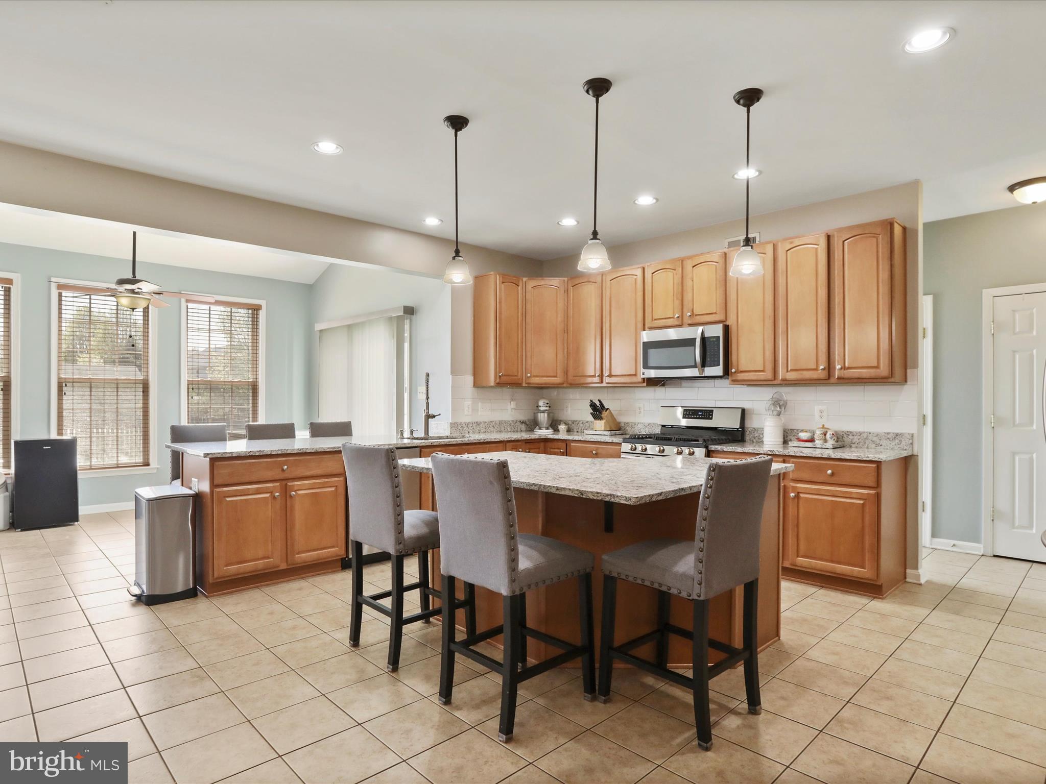 CLOVER RIDGE - Residential