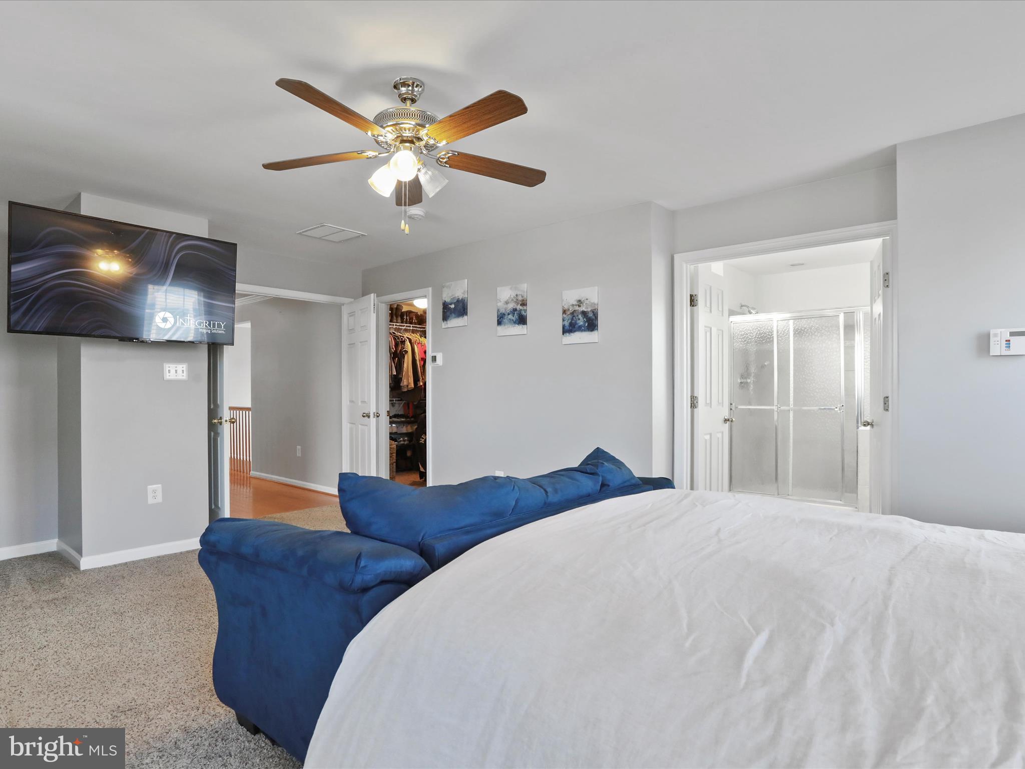 CLOVER RIDGE - Residential