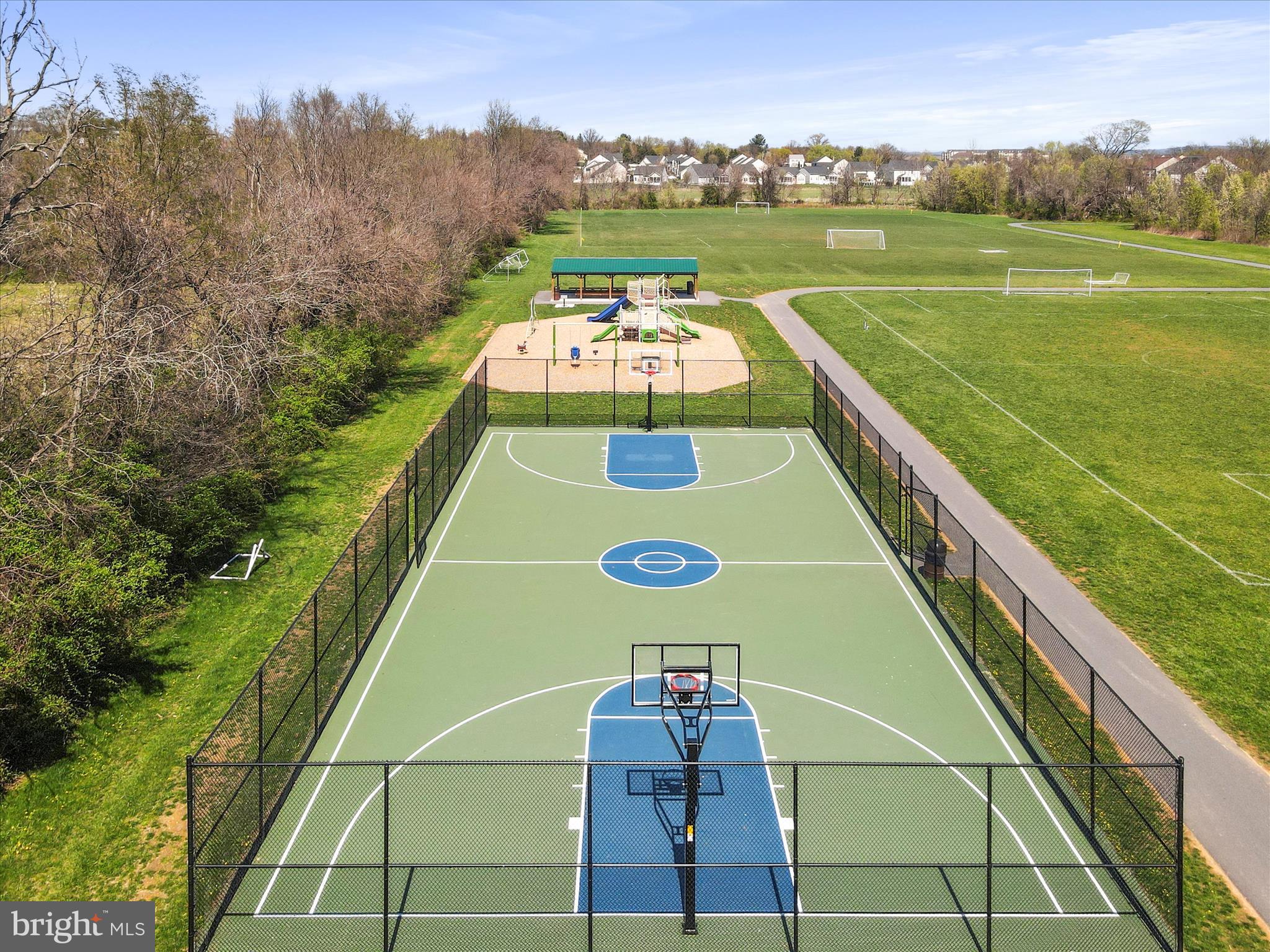 CLOVER RIDGE - Residential