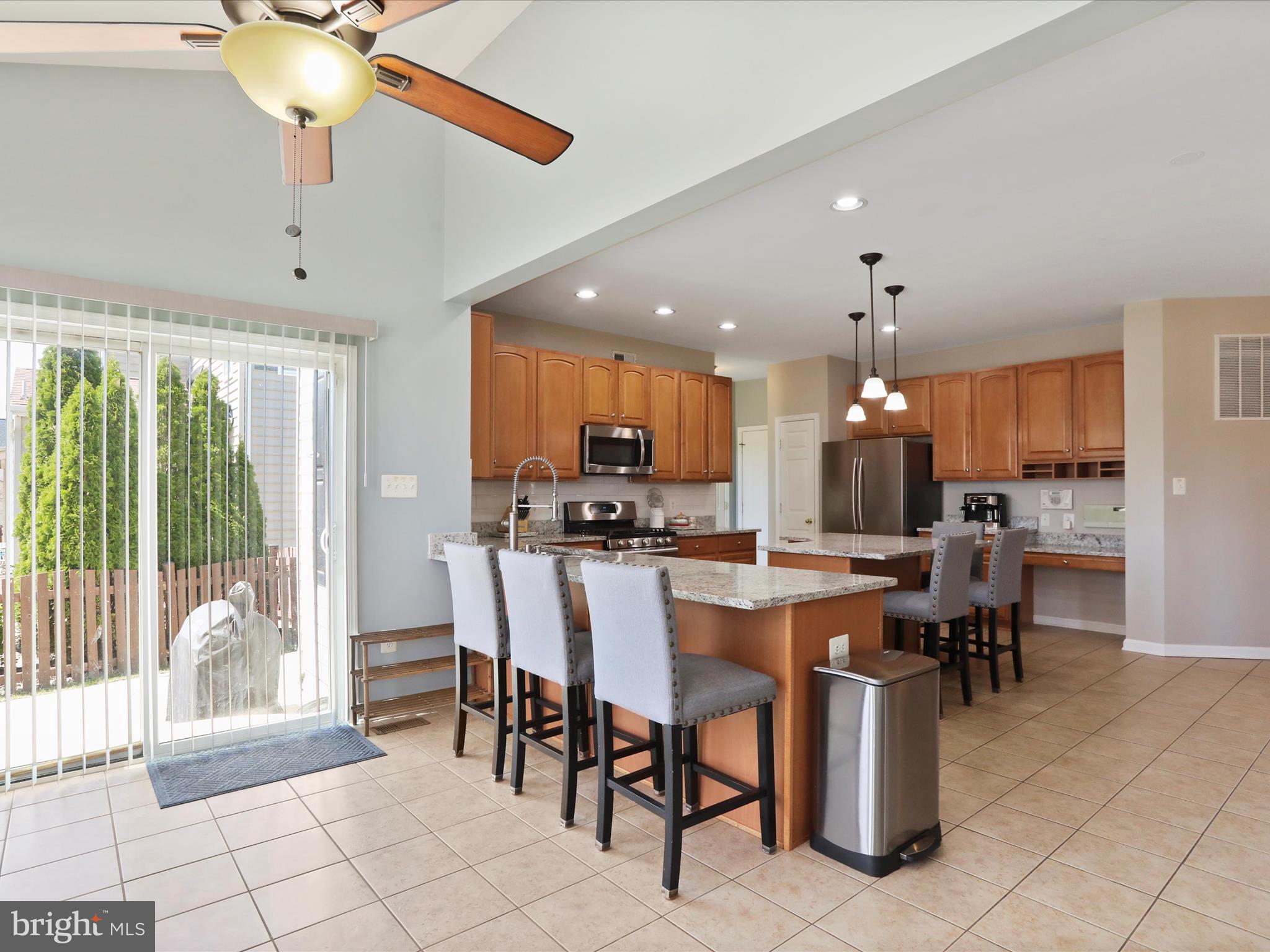 CLOVER RIDGE - Residential