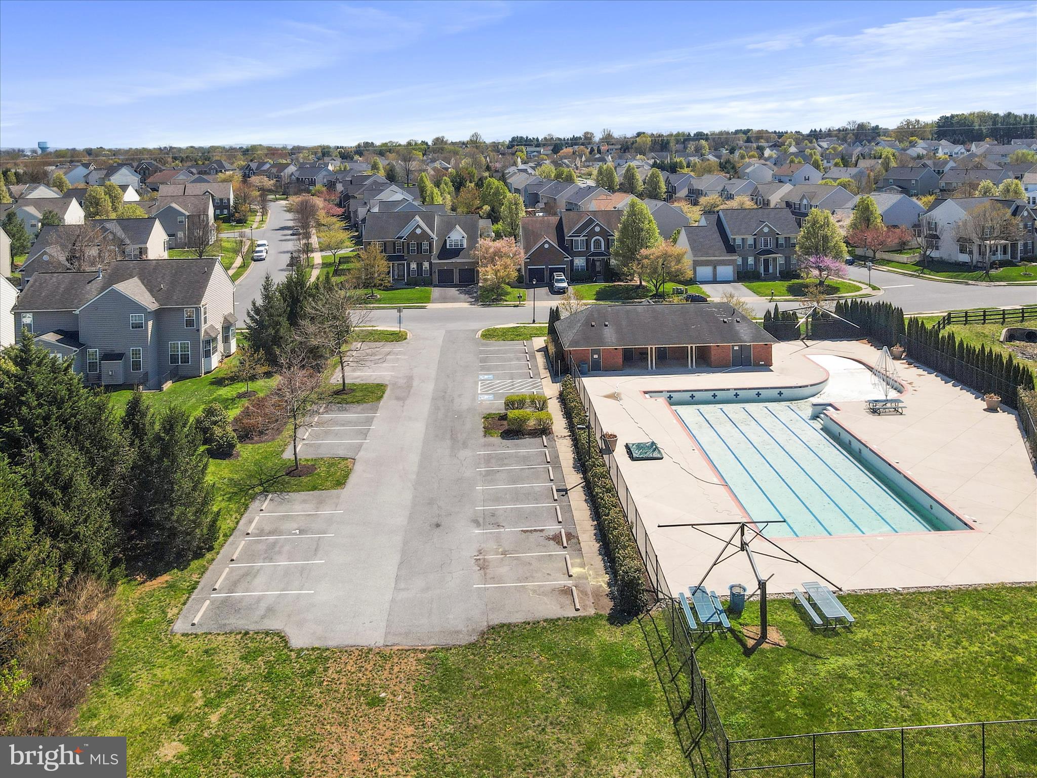 CLOVER RIDGE - Residential