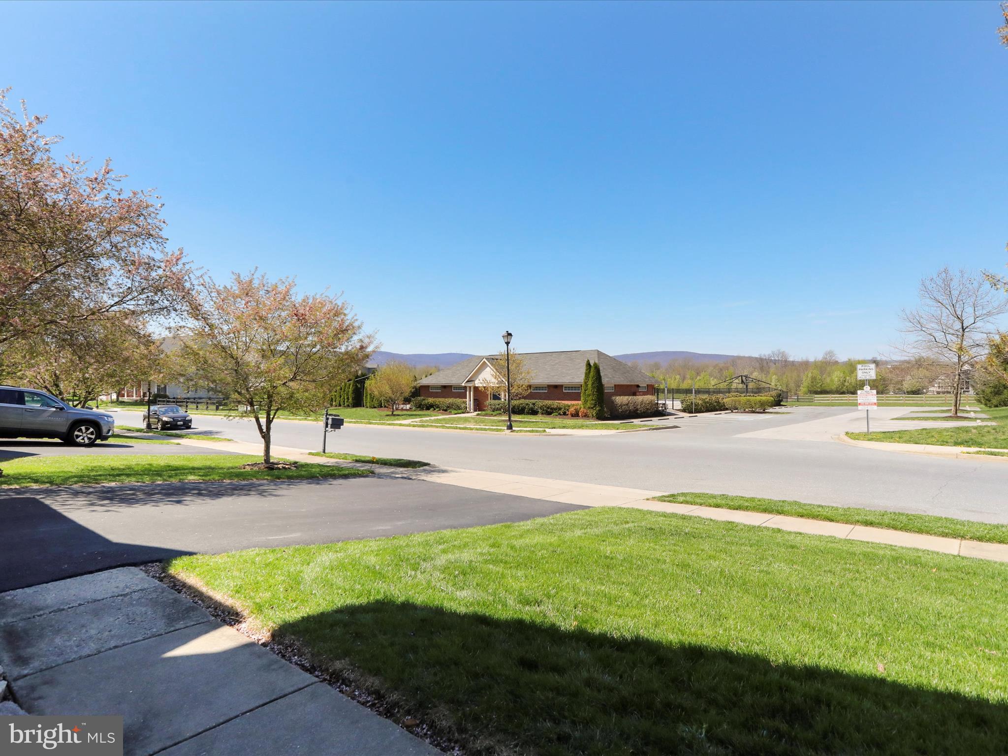 CLOVER RIDGE - Residential