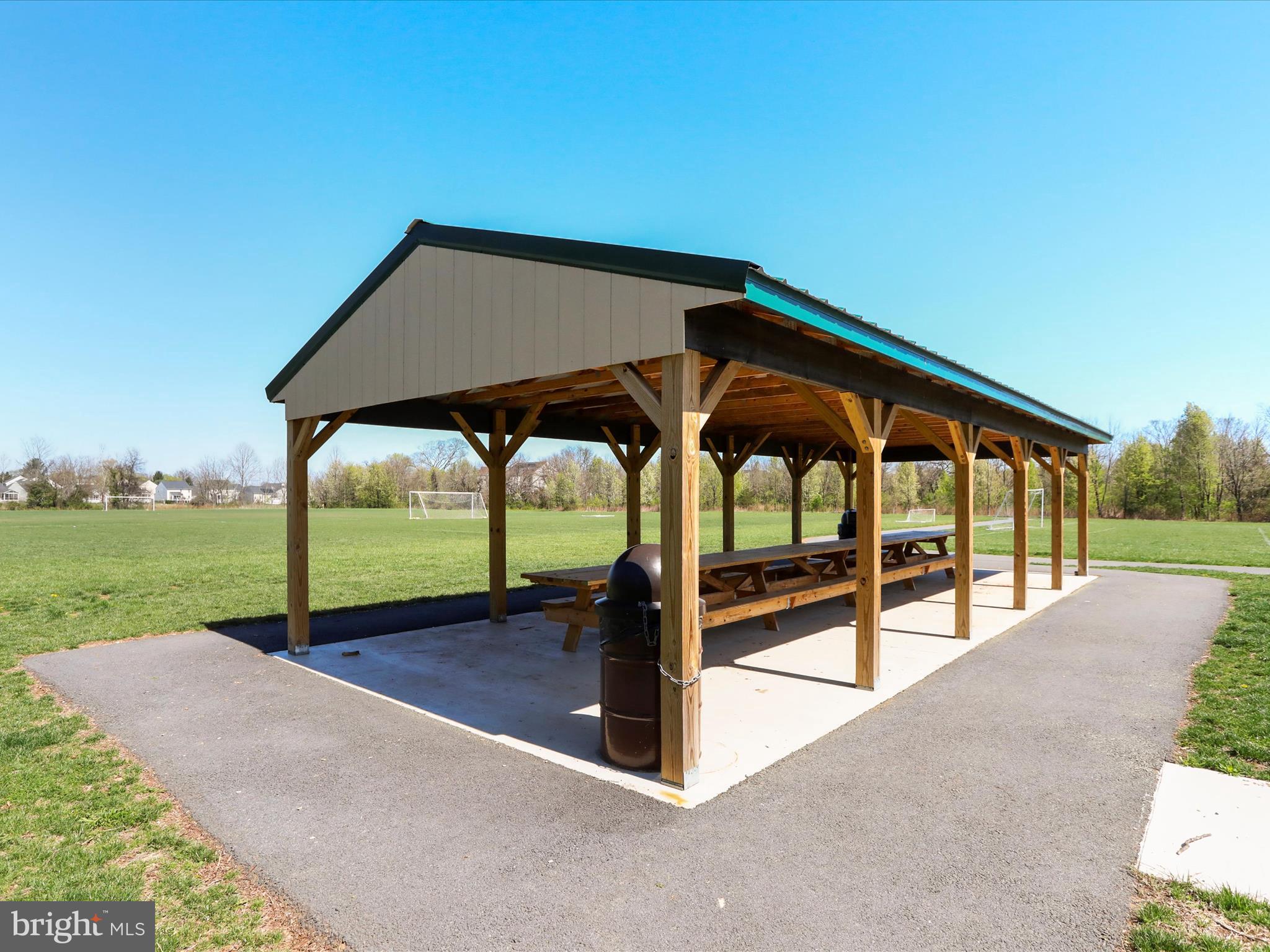 CLOVER RIDGE - Residential