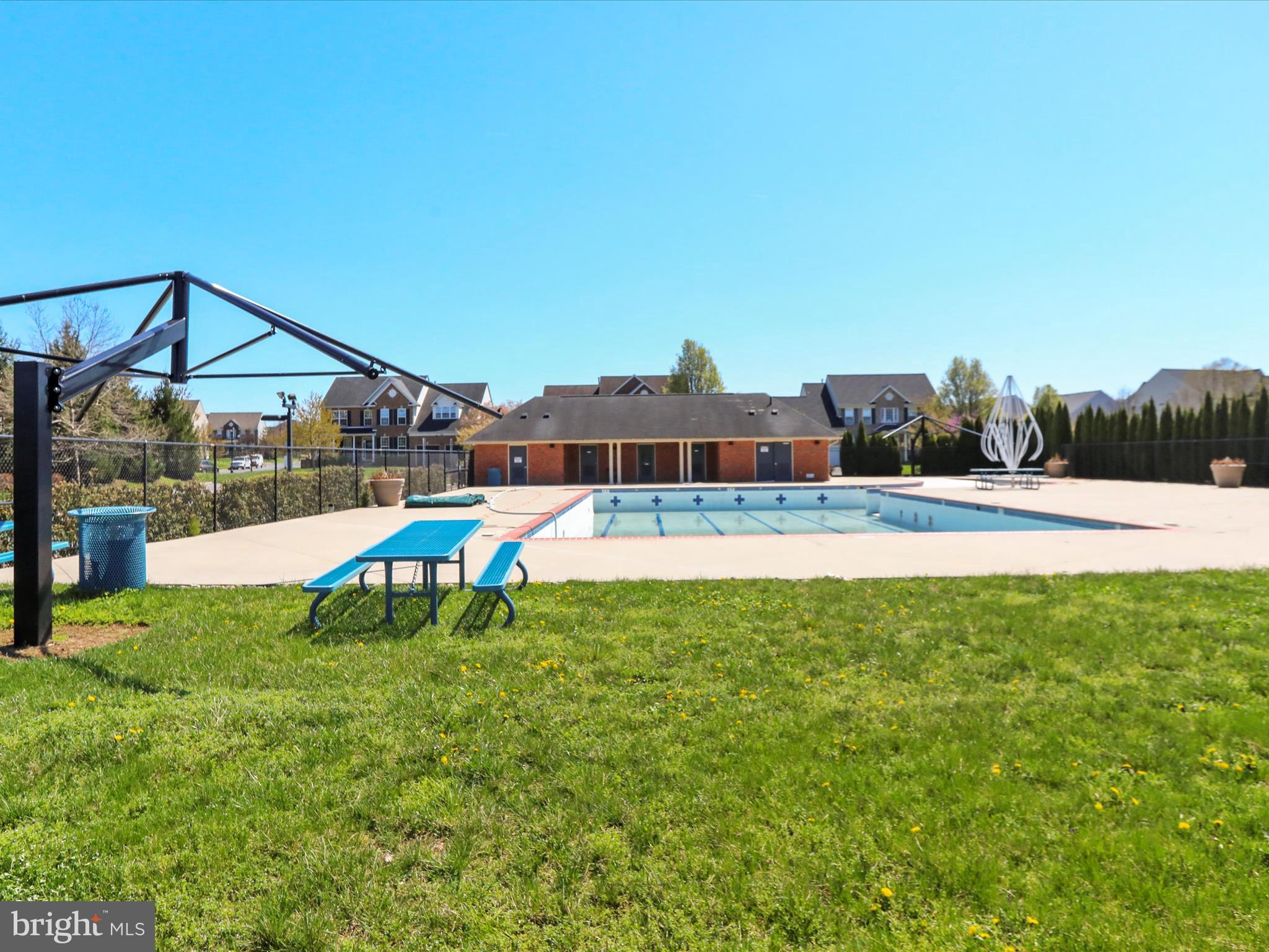 CLOVER RIDGE - Residential