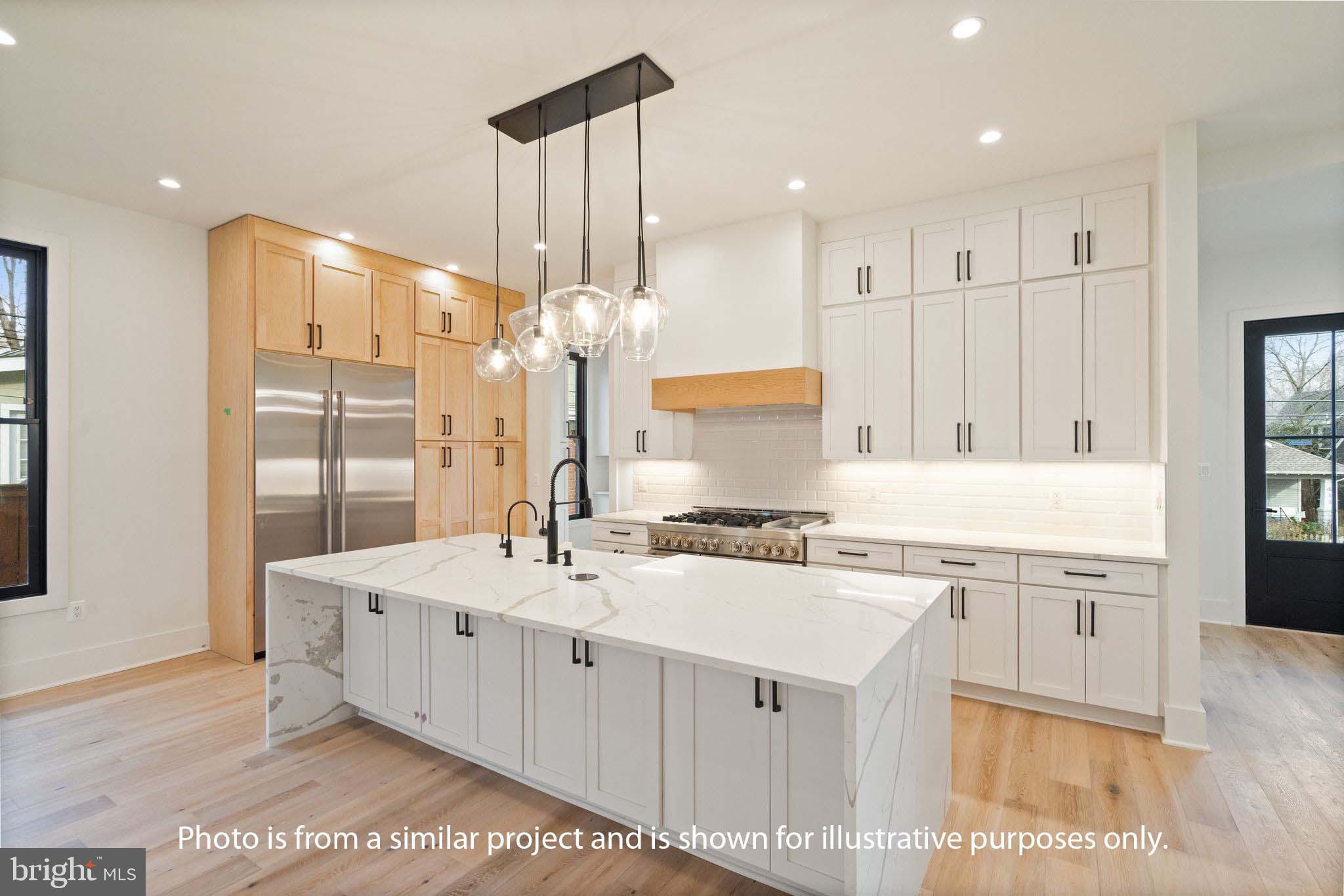 2322 N NOTTINGHAM STREET