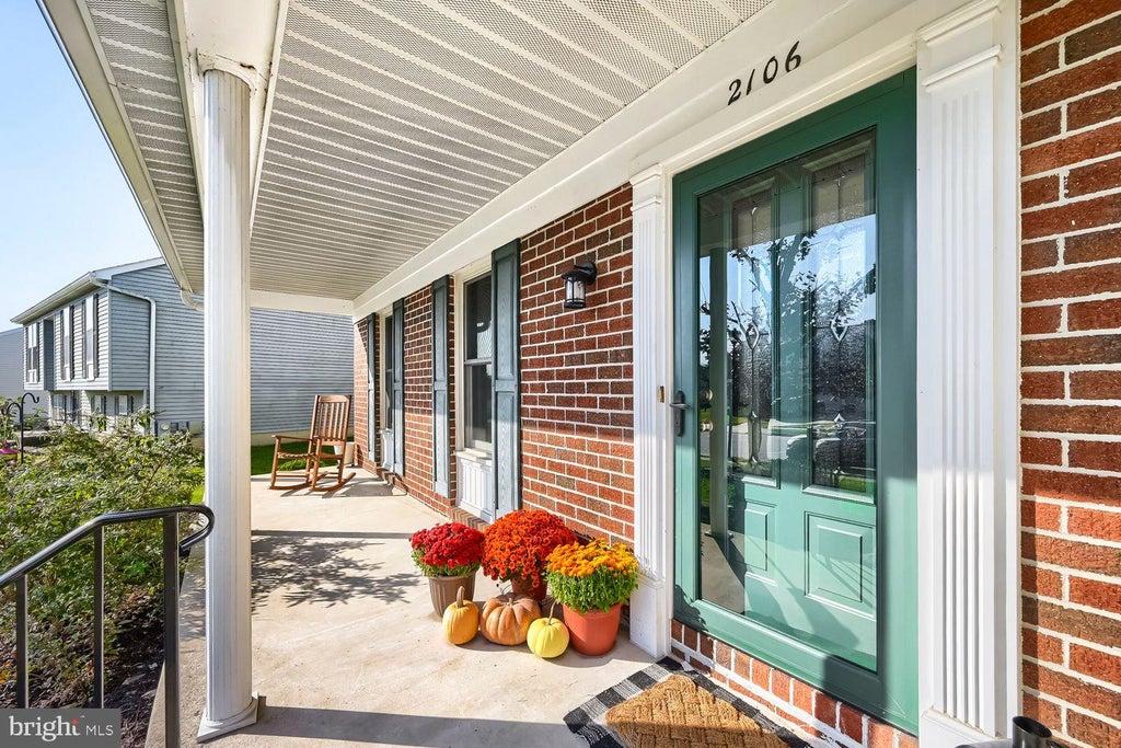 Photo of 2106 Cross Trails Road, BALTIMORE, MD 21244 (MLS # MDBC2179718)