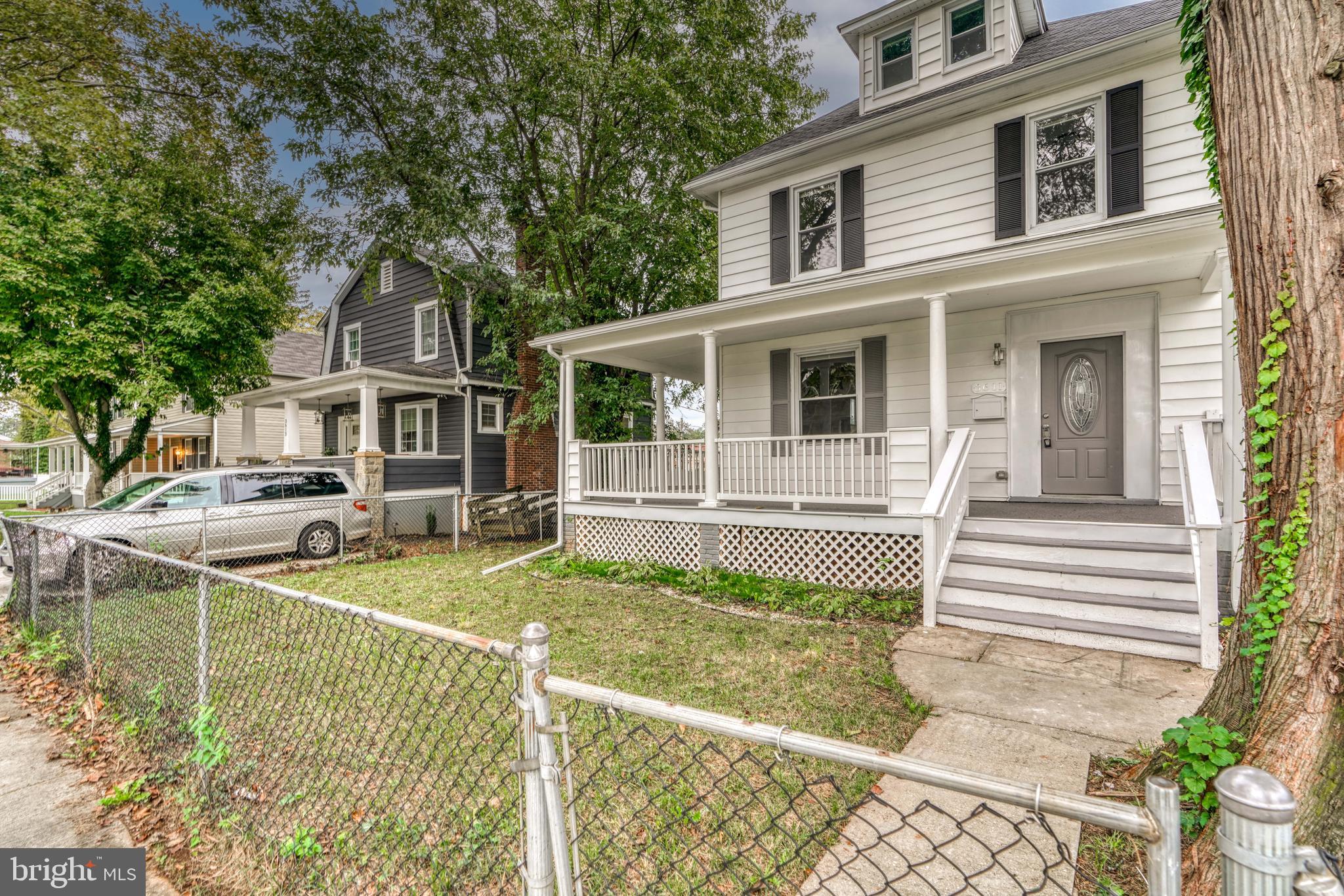 HOWARD PARK - Residential