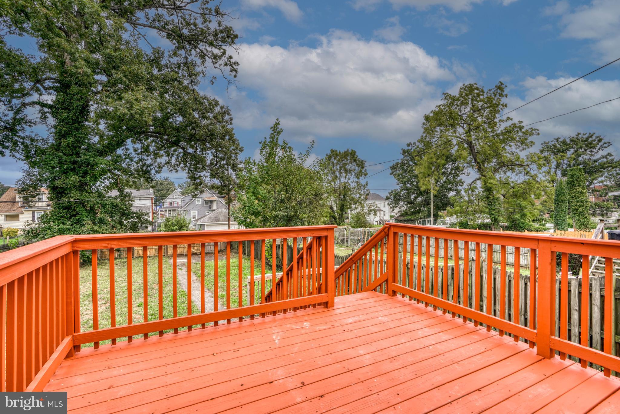 HOWARD PARK - Residential