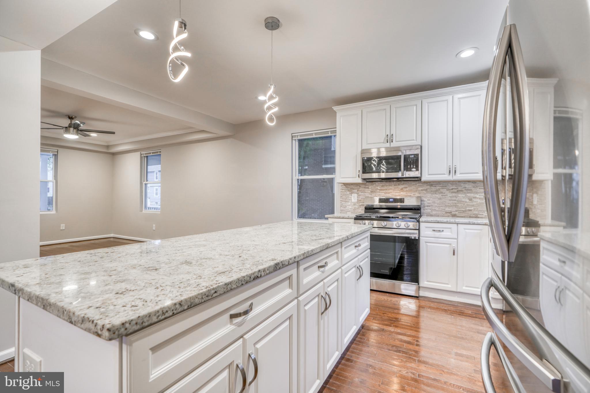 HOWARD PARK - Residential