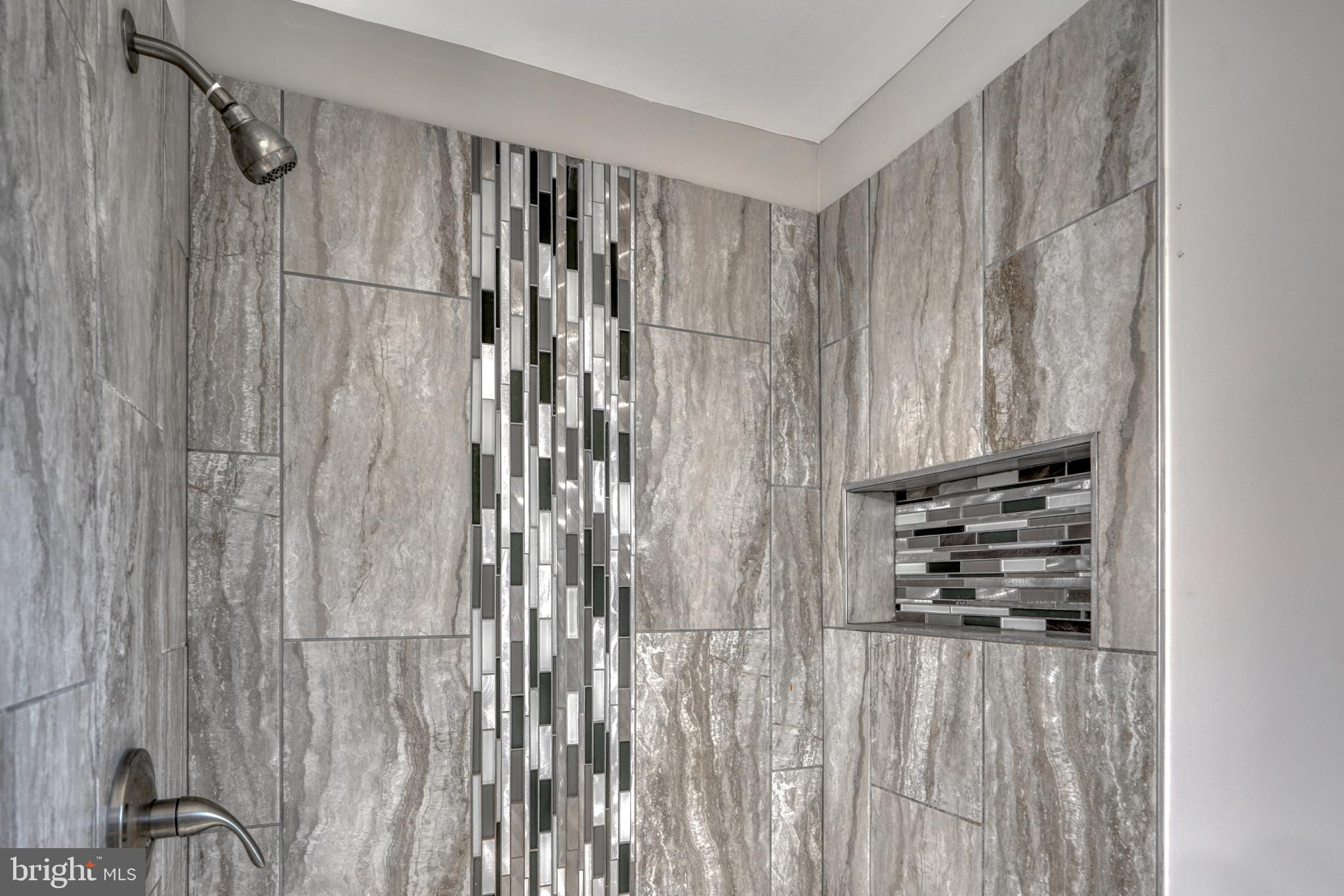 HOWARD PARK - Residential