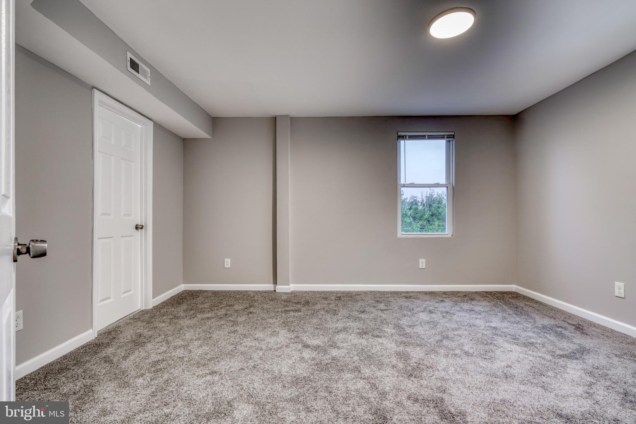 HOWARD PARK - Residential