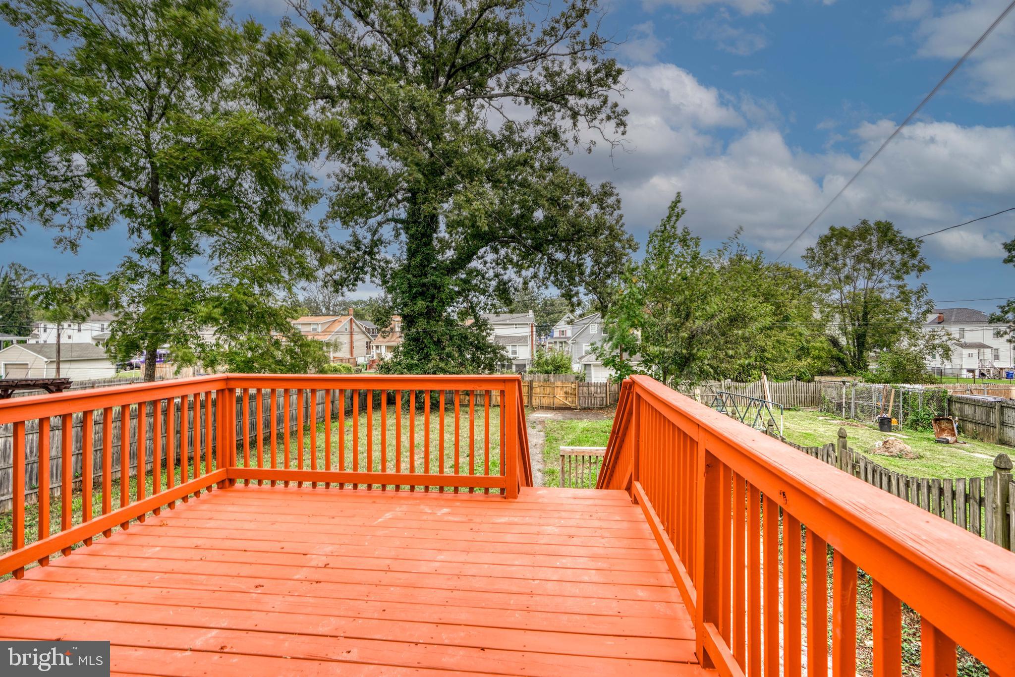 HOWARD PARK - Residential