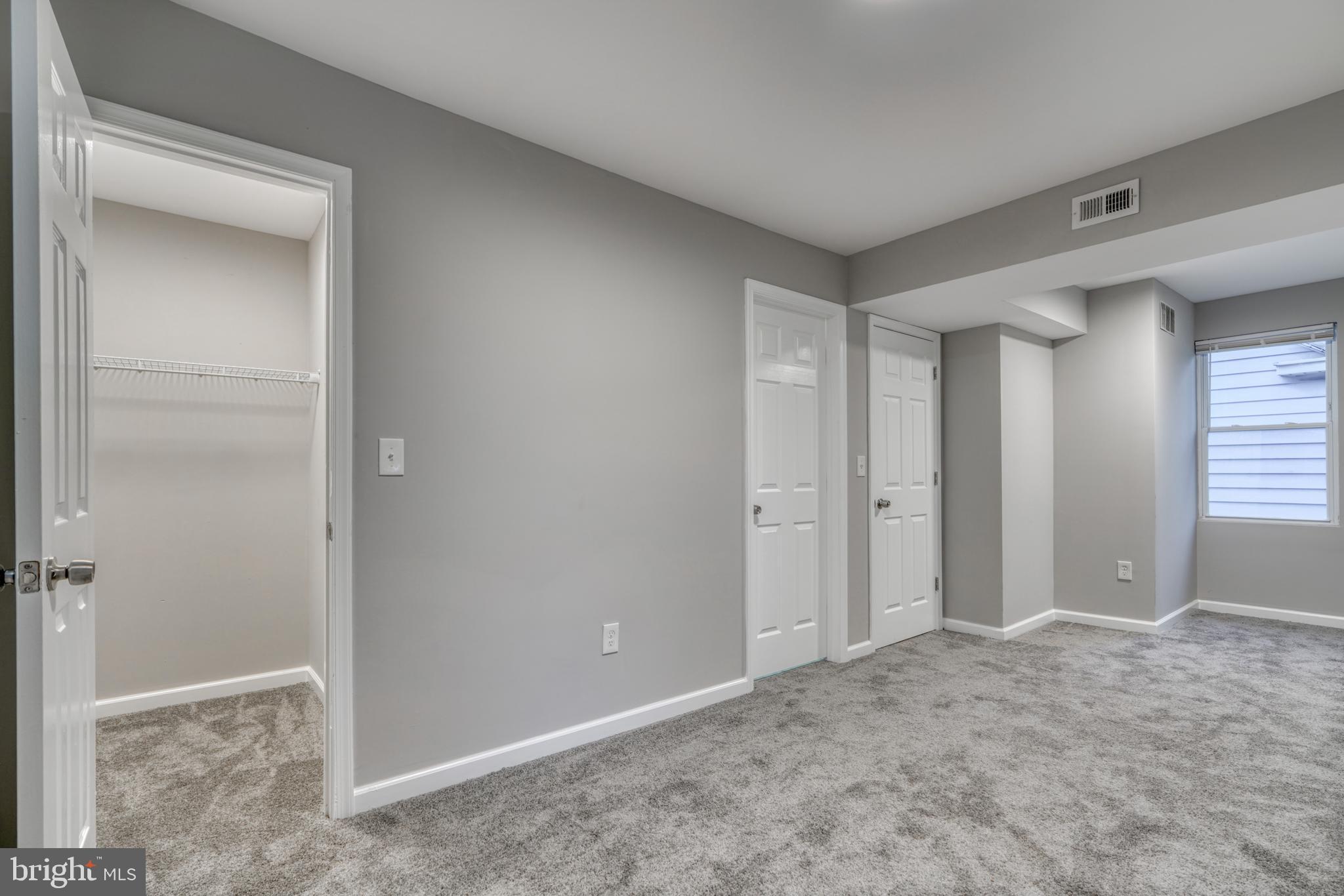 HOWARD PARK - Residential