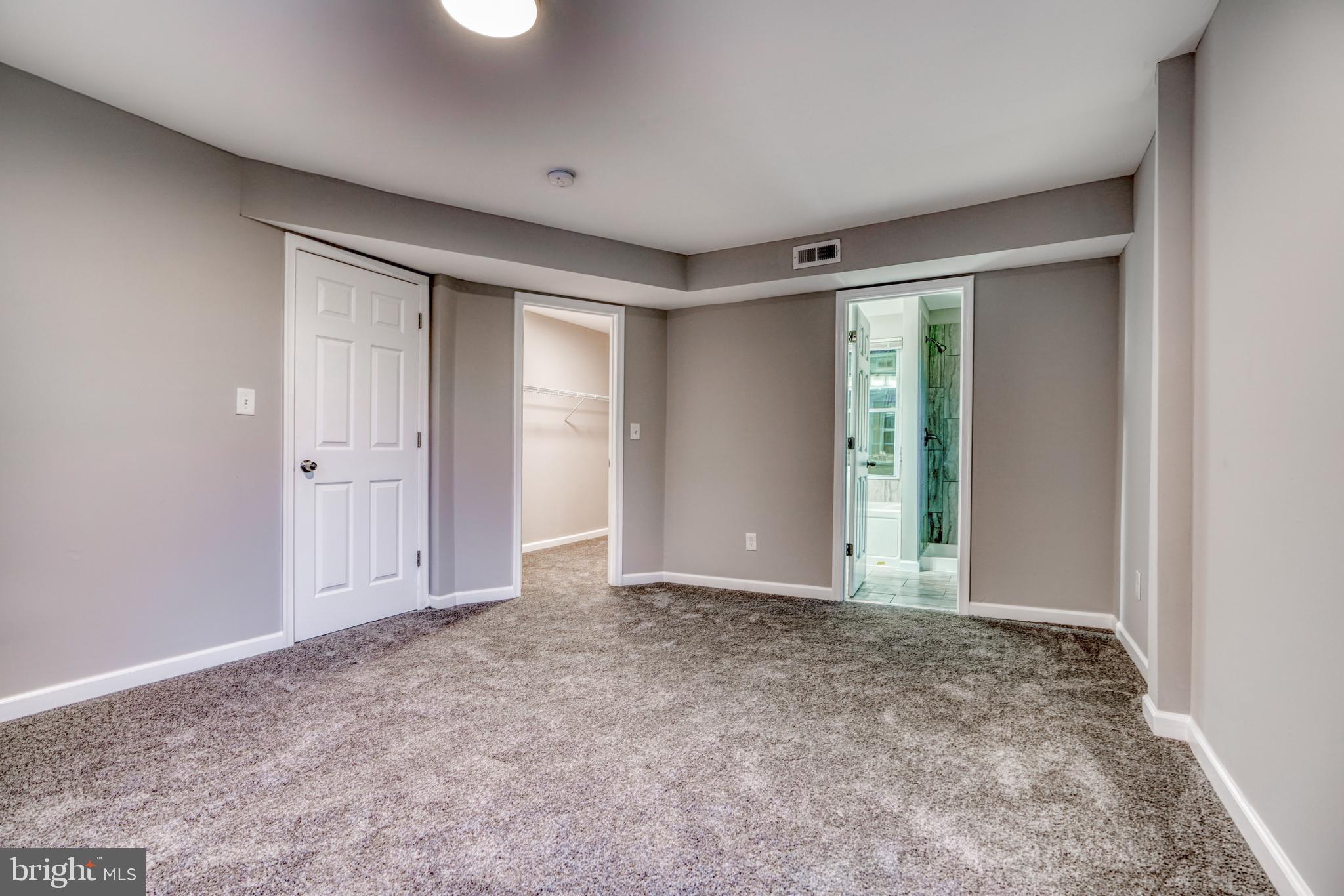 HOWARD PARK - Residential