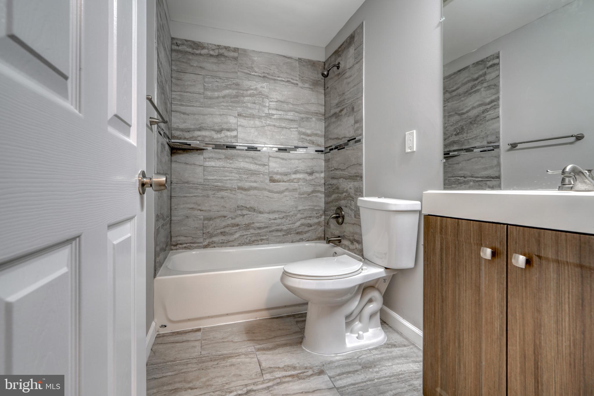 HOWARD PARK - Residential