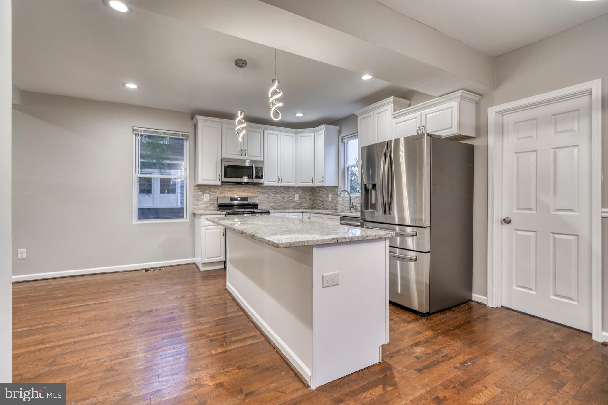 HOWARD PARK - Residential