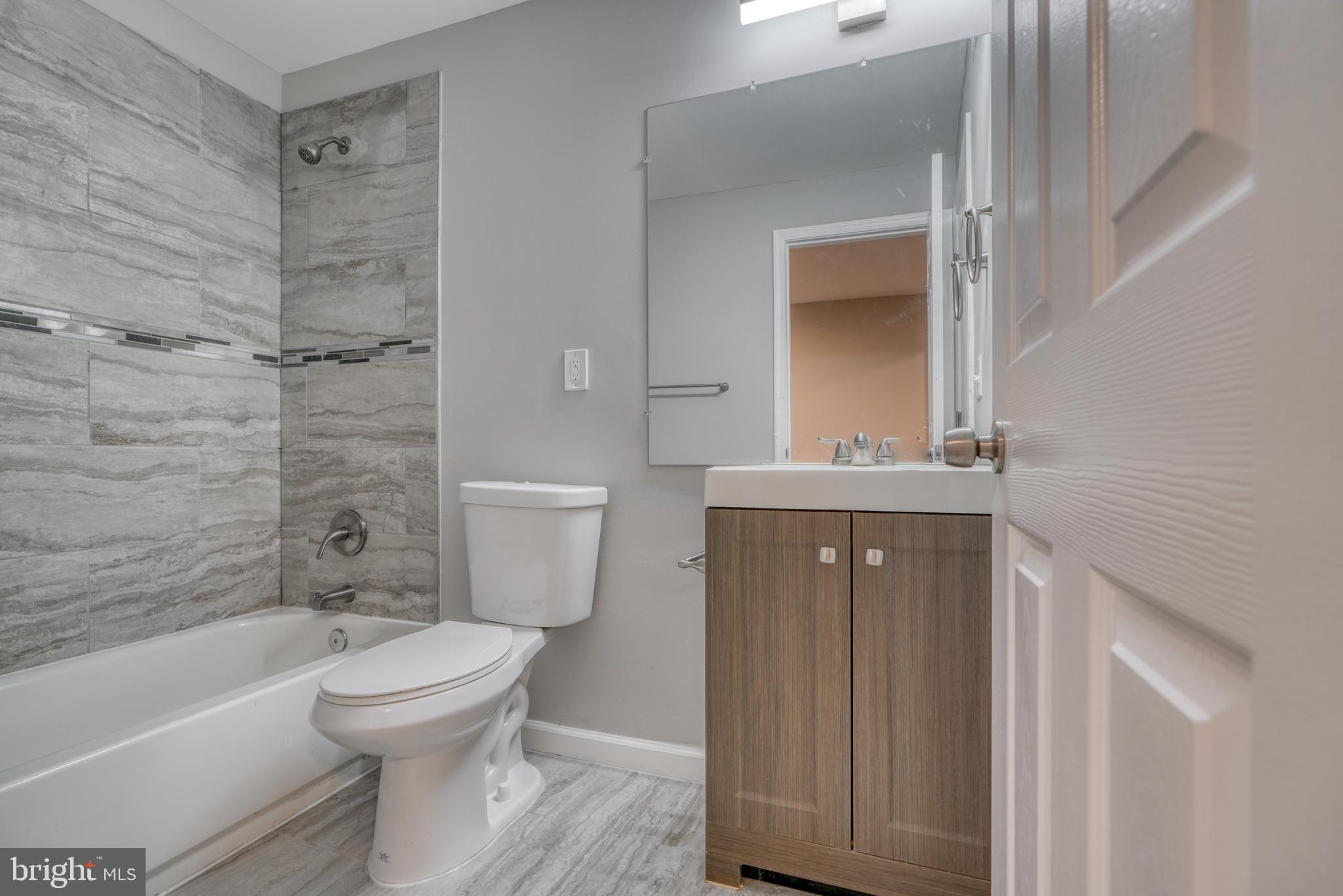 HOWARD PARK - Residential