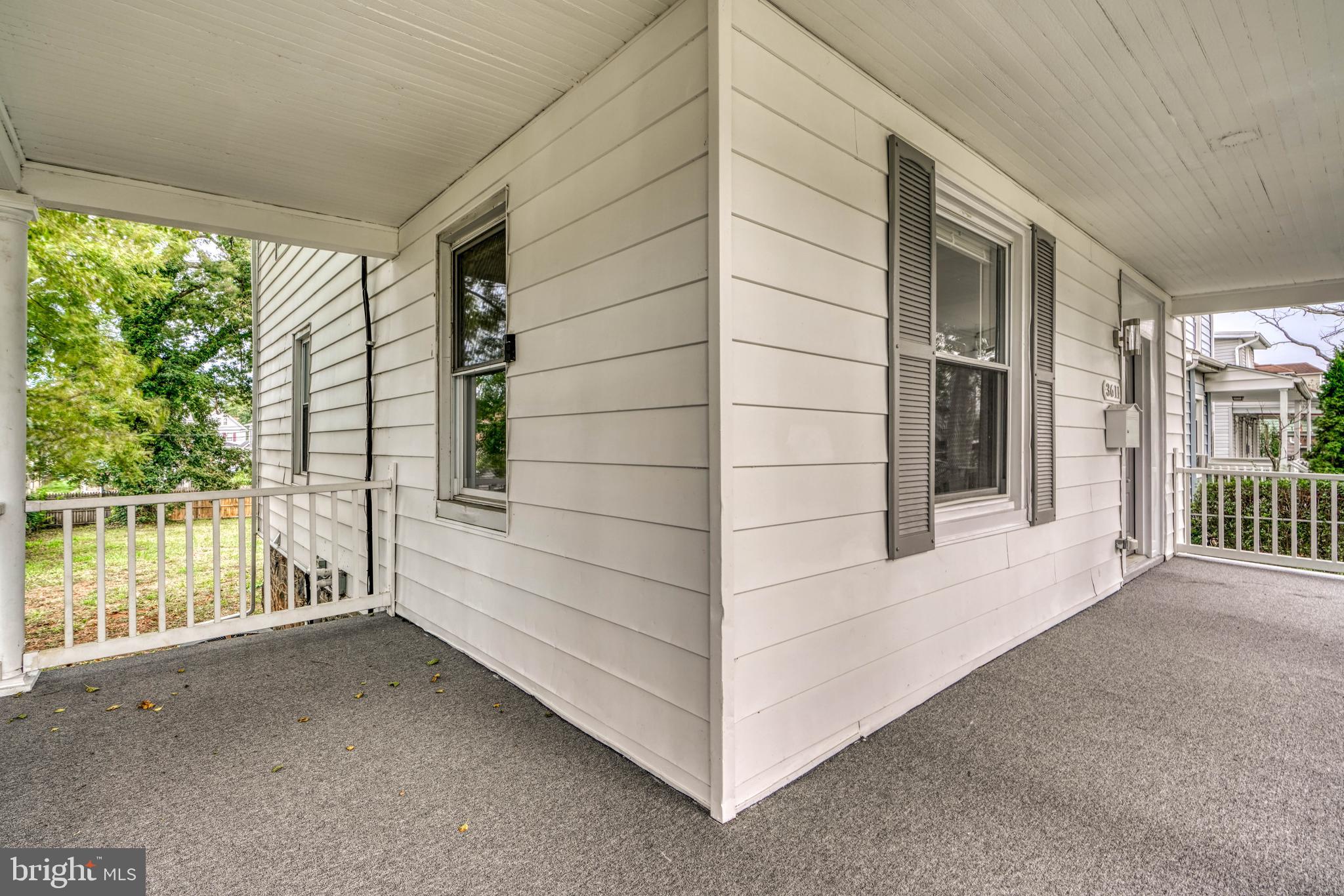 HOWARD PARK - Residential