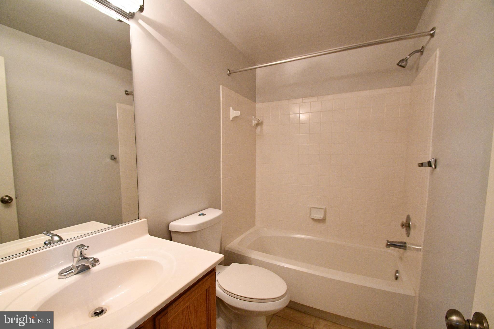 PARK RIDGE - Residential Lease