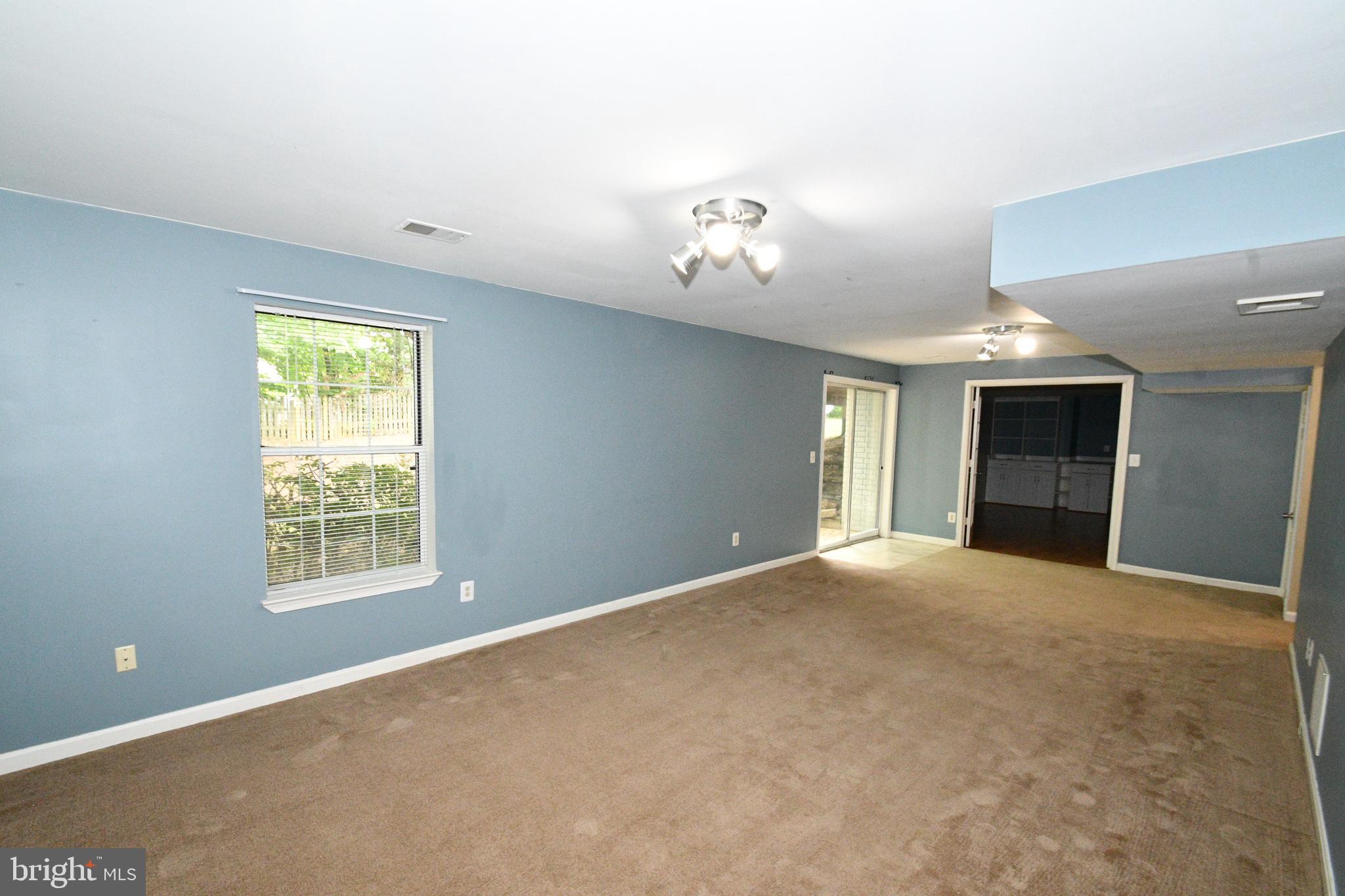 PARK RIDGE - Residential Lease