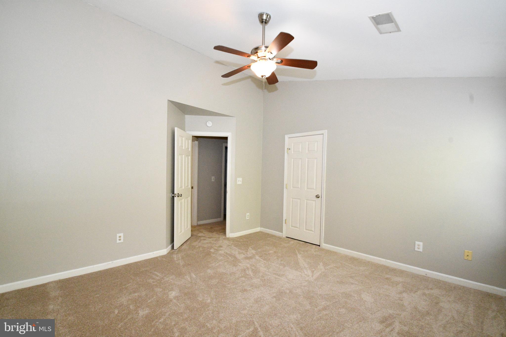 PARK RIDGE - Residential Lease