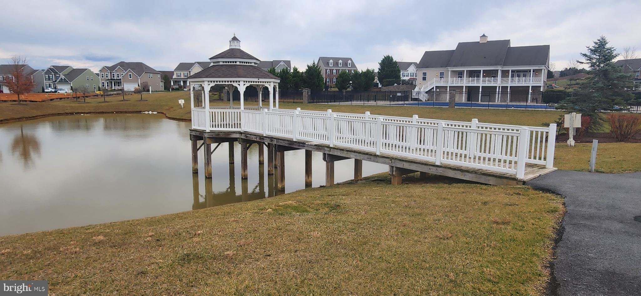 MARTINSBURG STATION - Residential