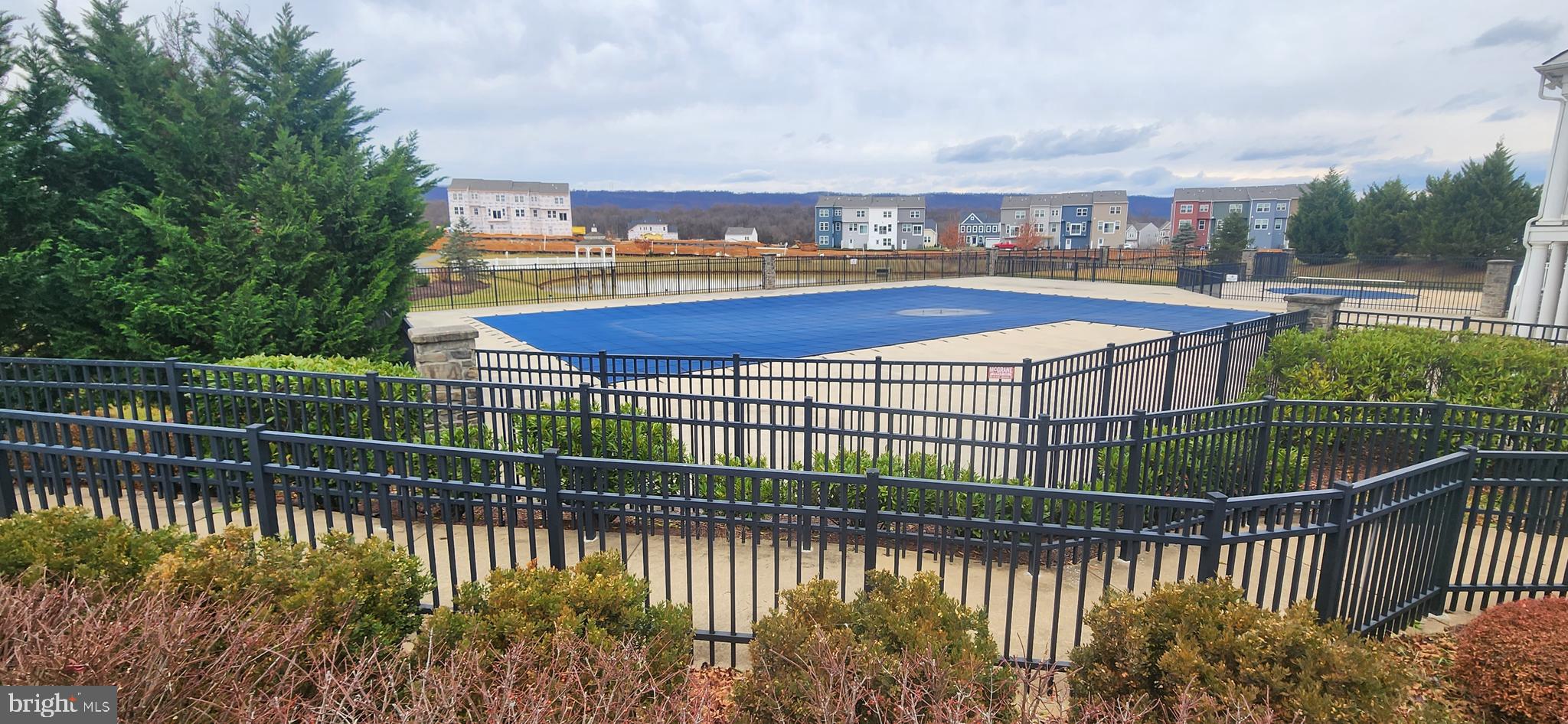 MARTINSBURG STATION - Residential