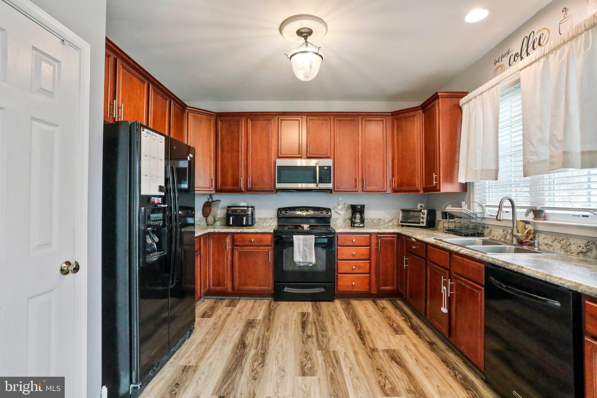 MARTINSBURG STATION - Residential