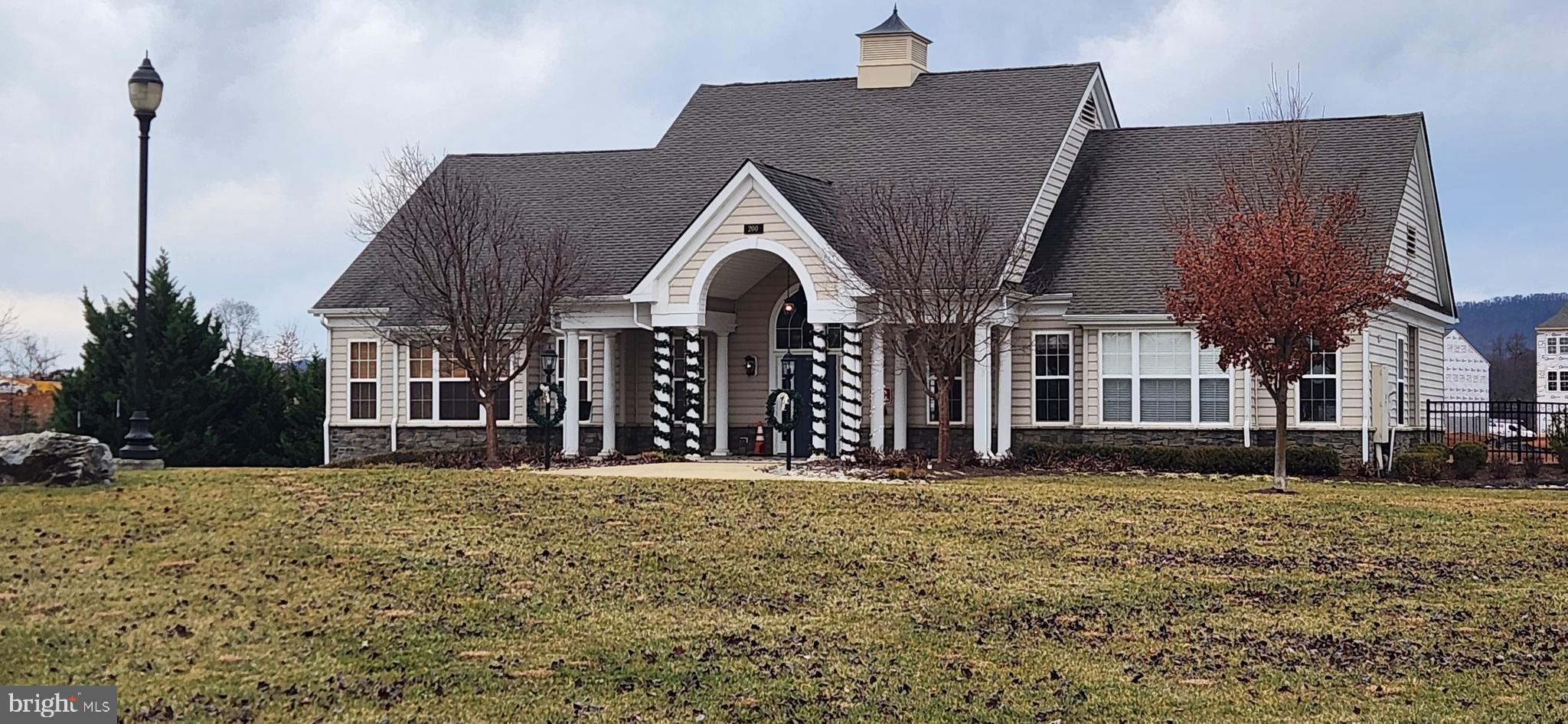 MARTINSBURG STATION - Residential